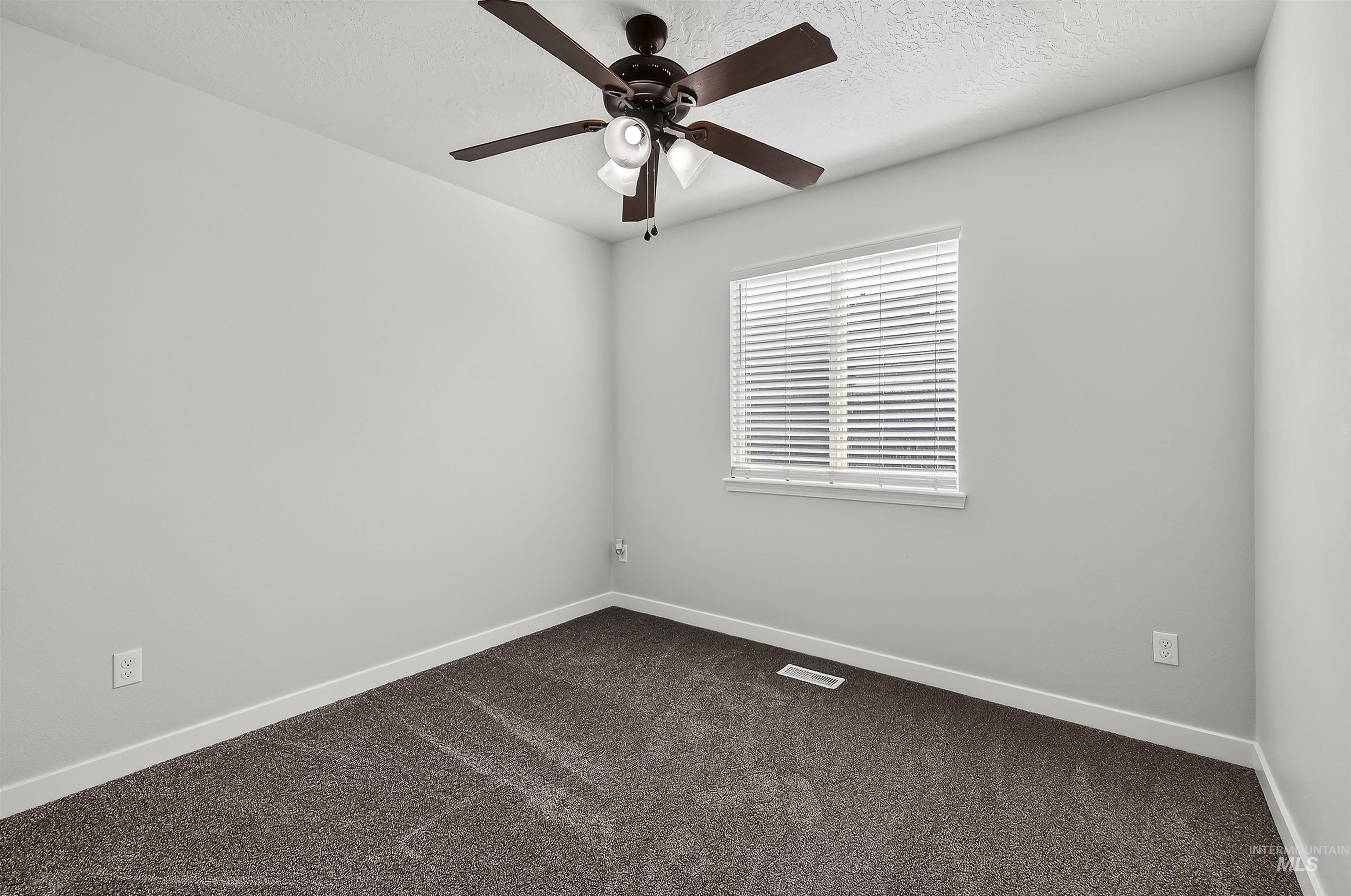890 W Pennwood St, Meridian, Idaho 83642, 5 Bedrooms, 3 Bathrooms, Residential For Sale, Price $529,500,MLS 98995593
