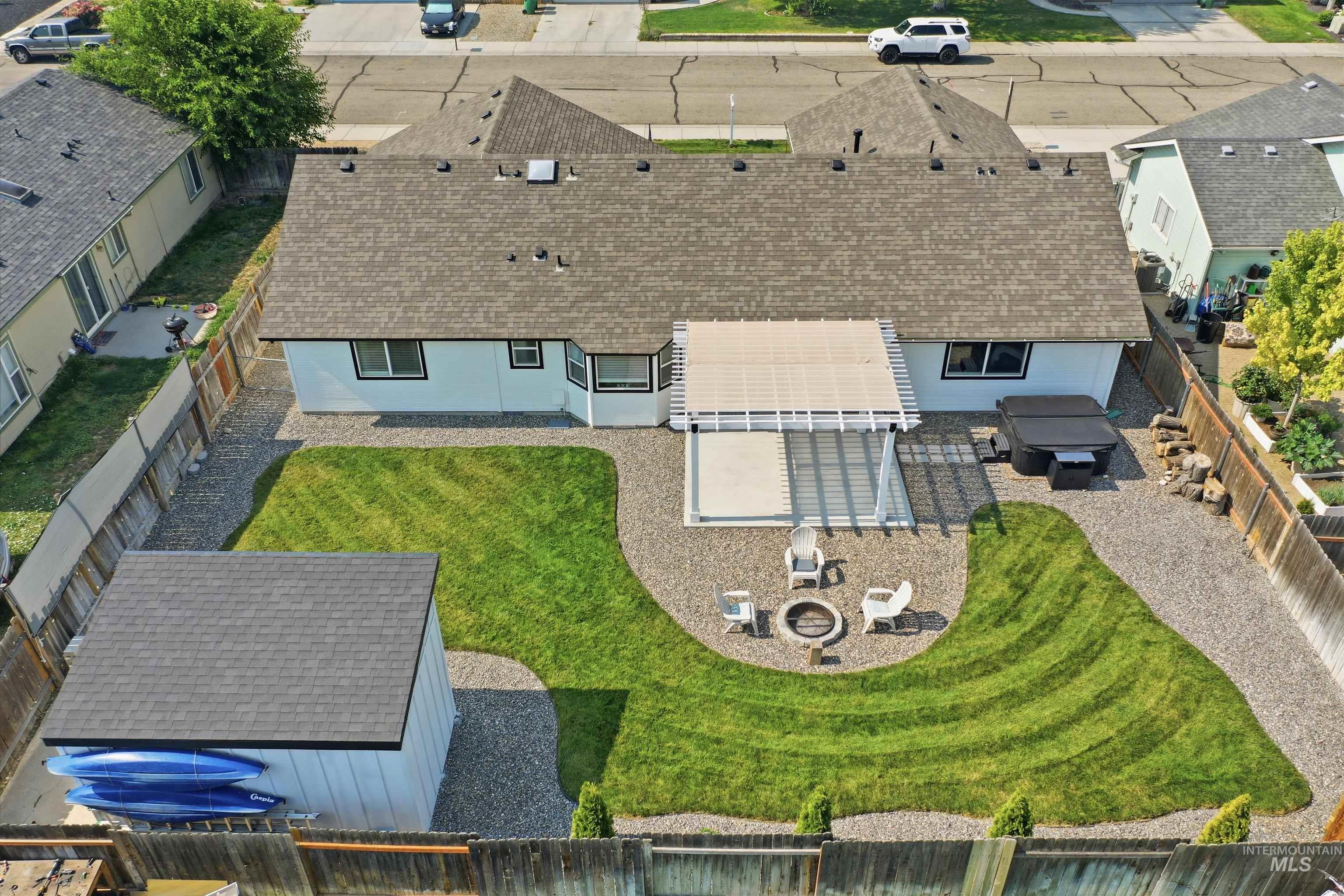 890 W Pennwood St, Meridian, Idaho 83642, 5 Bedrooms, 3 Bathrooms, Residential For Sale, Price $529,500,MLS 98995593
