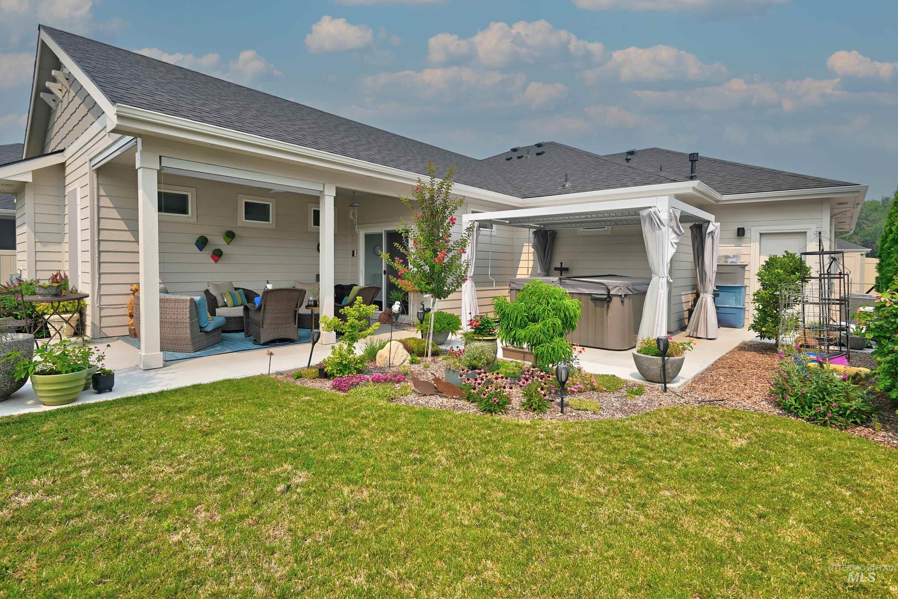 1329 N Parkshire Way, Meridian, Idaho 83642, 3 Bedrooms, 2.5 Bathrooms, Residential For Sale, Price $619,500,MLS 98995597