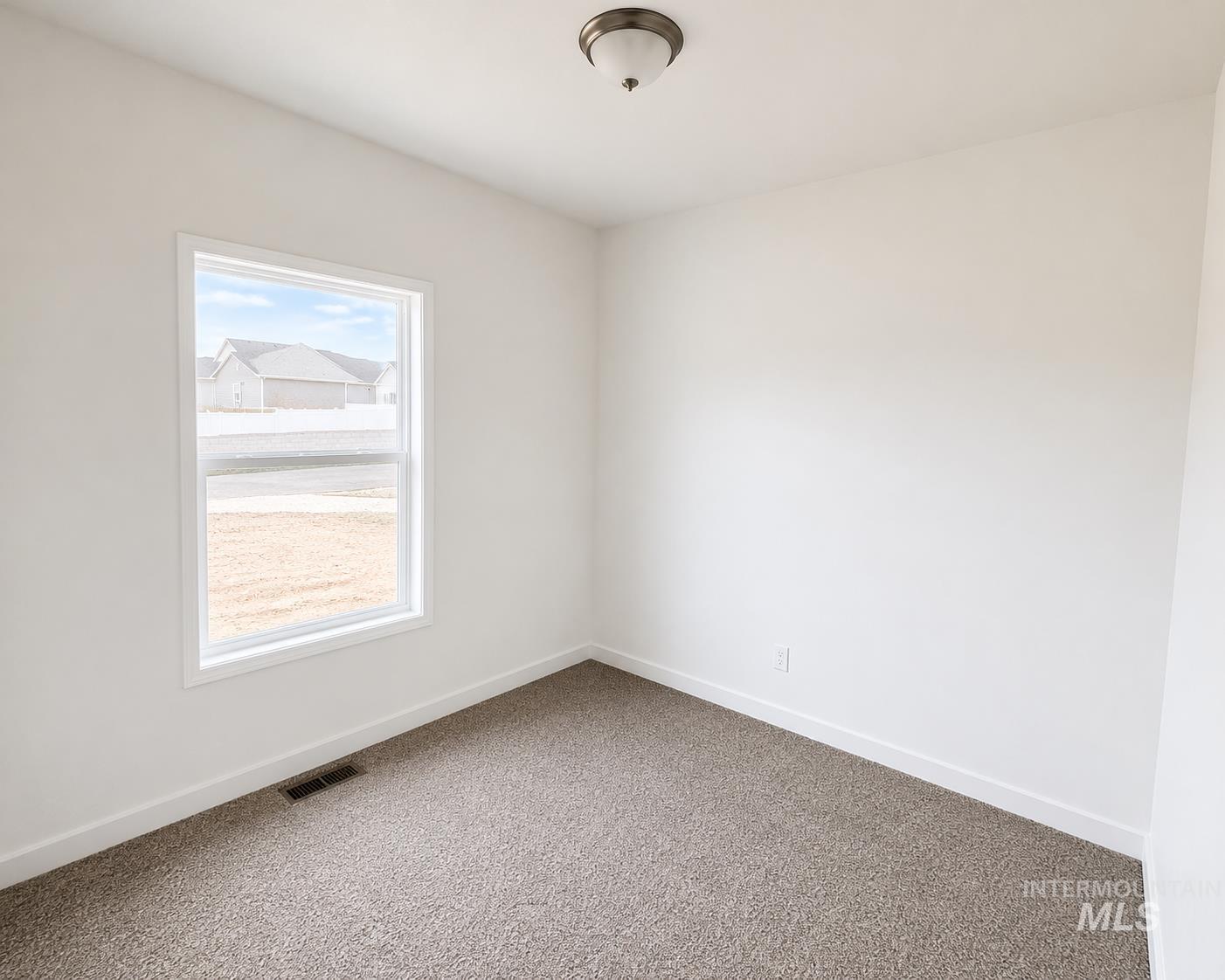 574 Gemini Ave, Twin Falls, Idaho 83301, 4 Bedrooms, 2 Bathrooms, Residential For Sale, Price $392,900,MLS 98995618