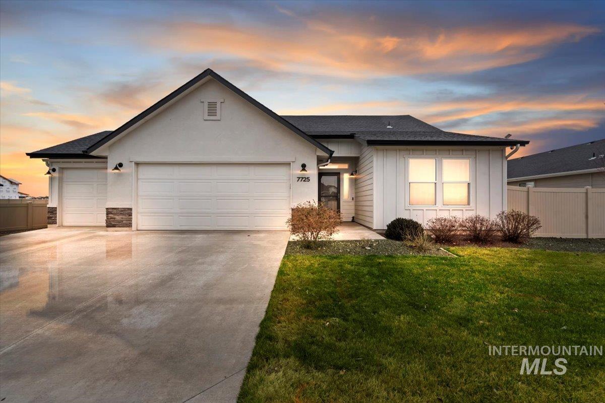 7725 E Flyway St, Nampa, Idaho 83687, 4 Bedrooms, 2 Bathrooms, Residential For Sale, Price $519,000,MLS 98995622