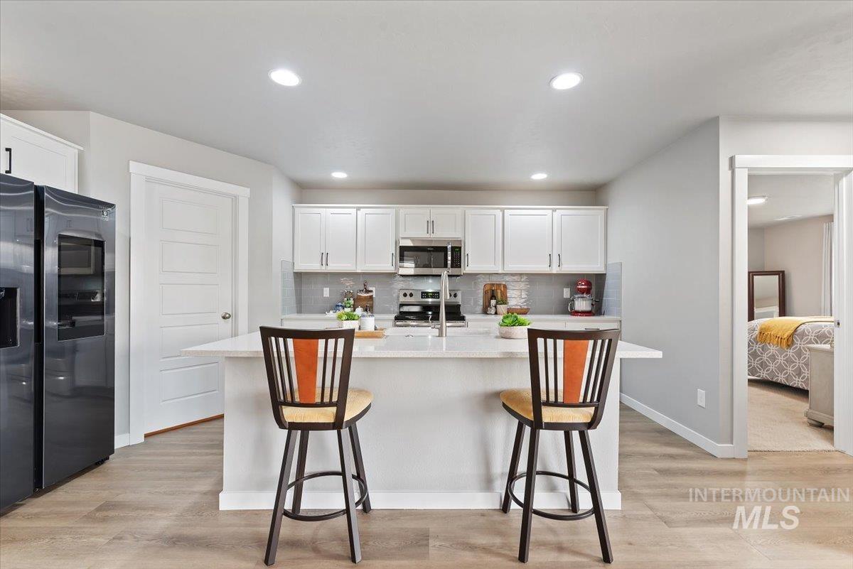7725 E Flyway St, Nampa, Idaho 83687, 4 Bedrooms, 2 Bathrooms, Residential For Sale, Price $519,000,MLS 98995622