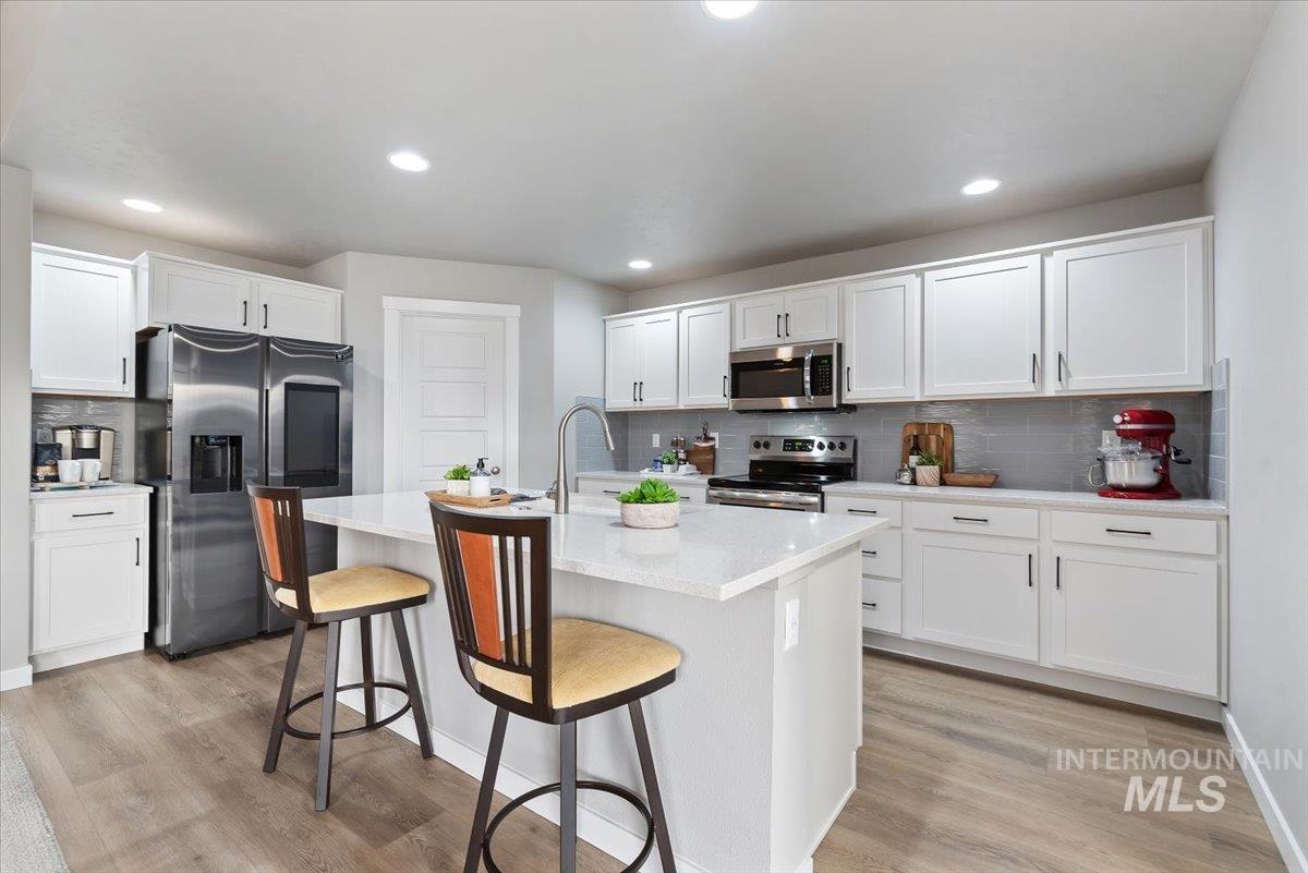 7725 E Flyway St, Nampa, Idaho 83687, 4 Bedrooms, 2 Bathrooms, Residential For Sale, Price $519,000,MLS 98995622