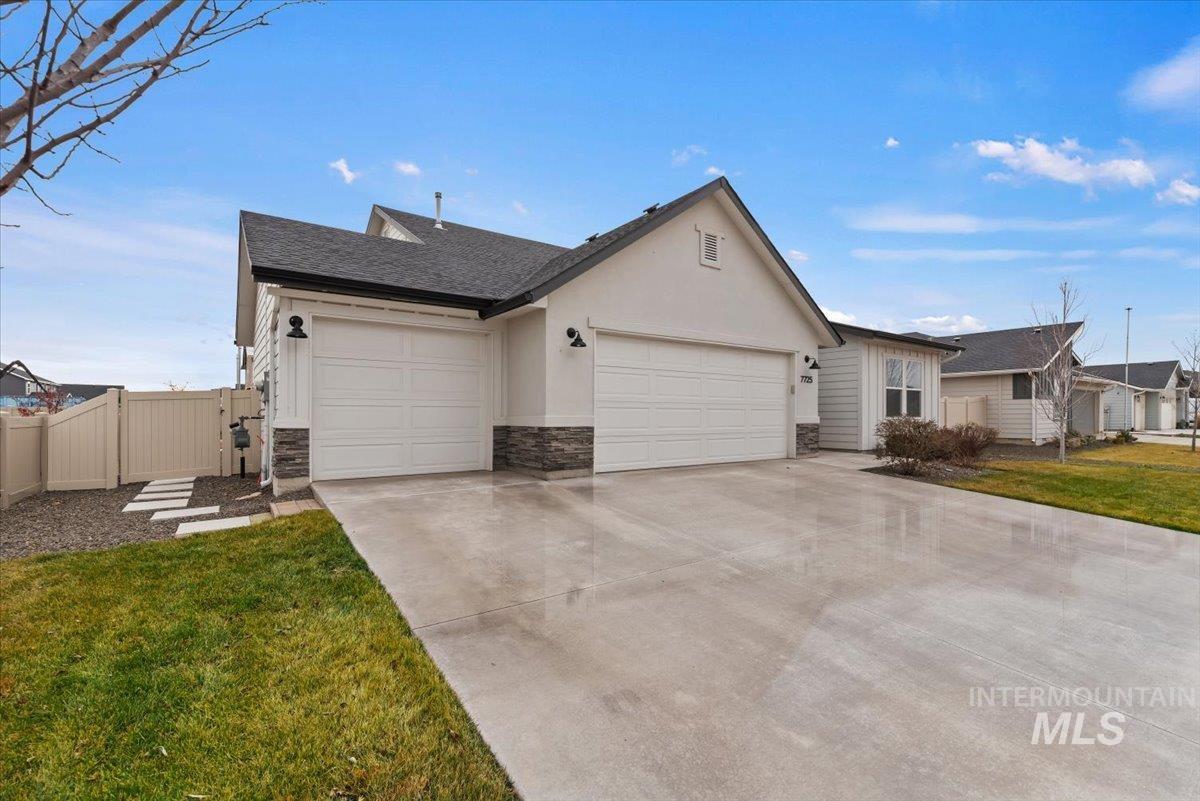 7725 E Flyway St, Nampa, Idaho 83687, 4 Bedrooms, 2 Bathrooms, Residential For Sale, Price $519,000,MLS 98995622