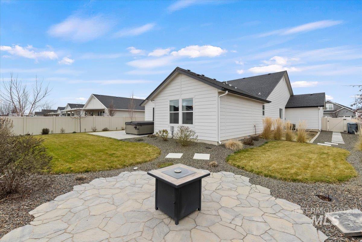 7725 E Flyway St, Nampa, Idaho 83687, 4 Bedrooms, 2 Bathrooms, Residential For Sale, Price $519,000,MLS 98995622