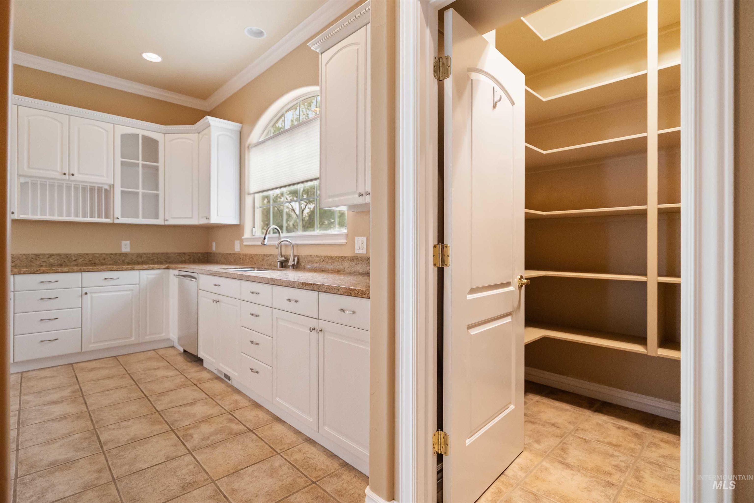 3404 Ridge Line Dr, Kimberly, Idaho 83341, 4 Bedrooms, 2.5 Bathrooms, Residential For Sale, Price $1,195,000,MLS 98995635
