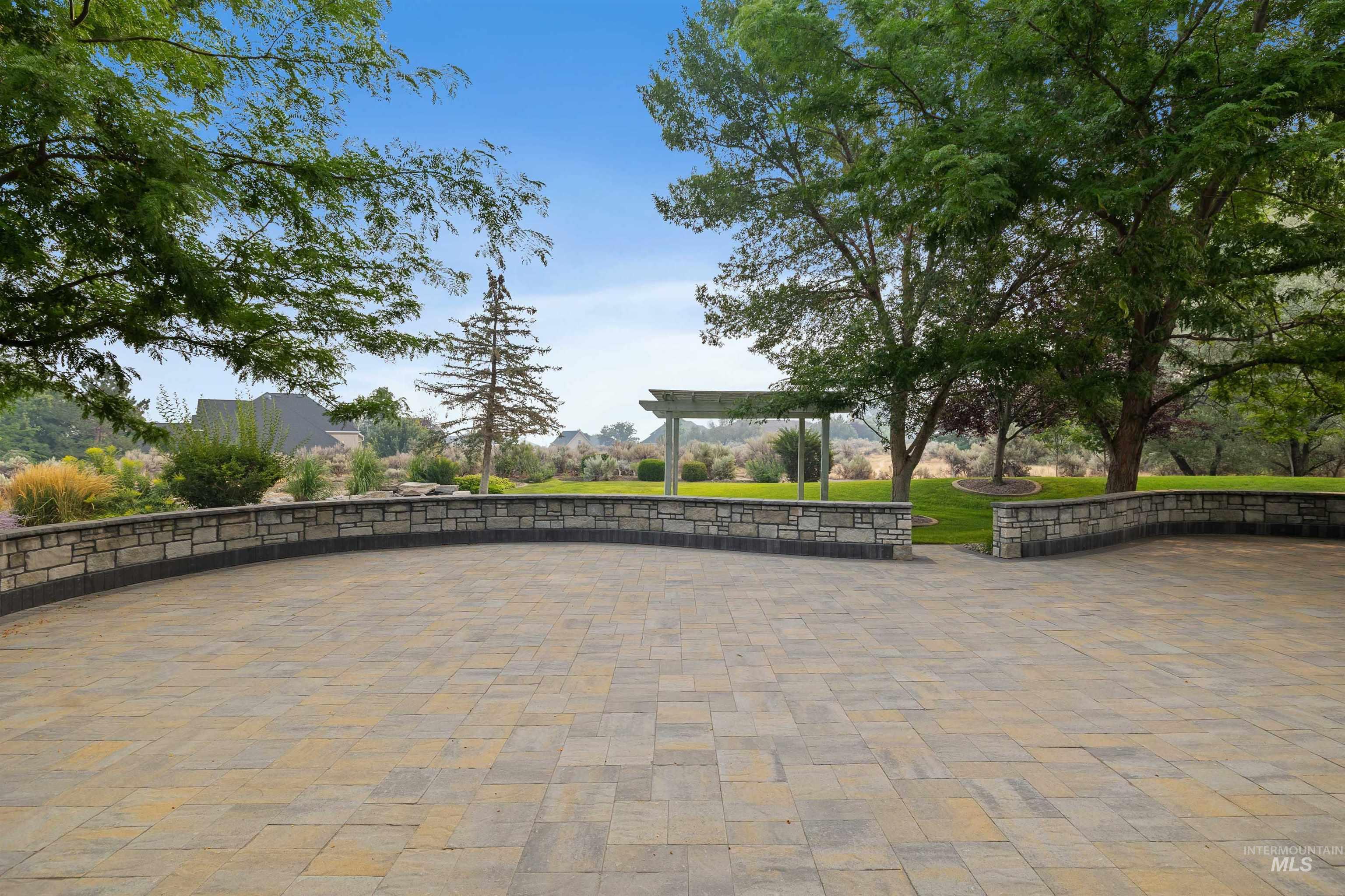 3404 Ridge Line Dr, Kimberly, Idaho 83341, 4 Bedrooms, 2.5 Bathrooms, Residential For Sale, Price $1,195,000,MLS 98995635