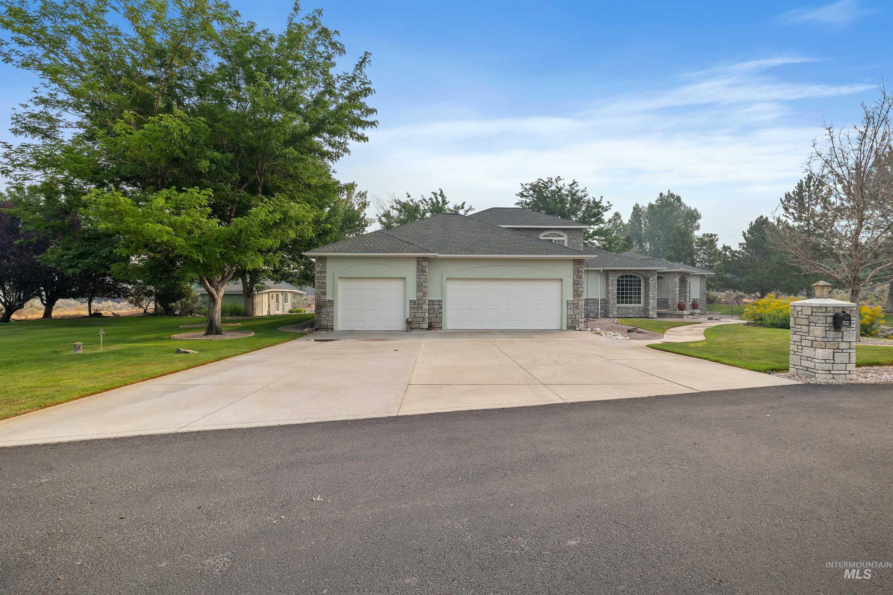 3404 Ridge Line Dr, Kimberly, Idaho 83341, 4 Bedrooms, 2.5 Bathrooms, Residential For Sale, Price $1,195,000,MLS 98995635