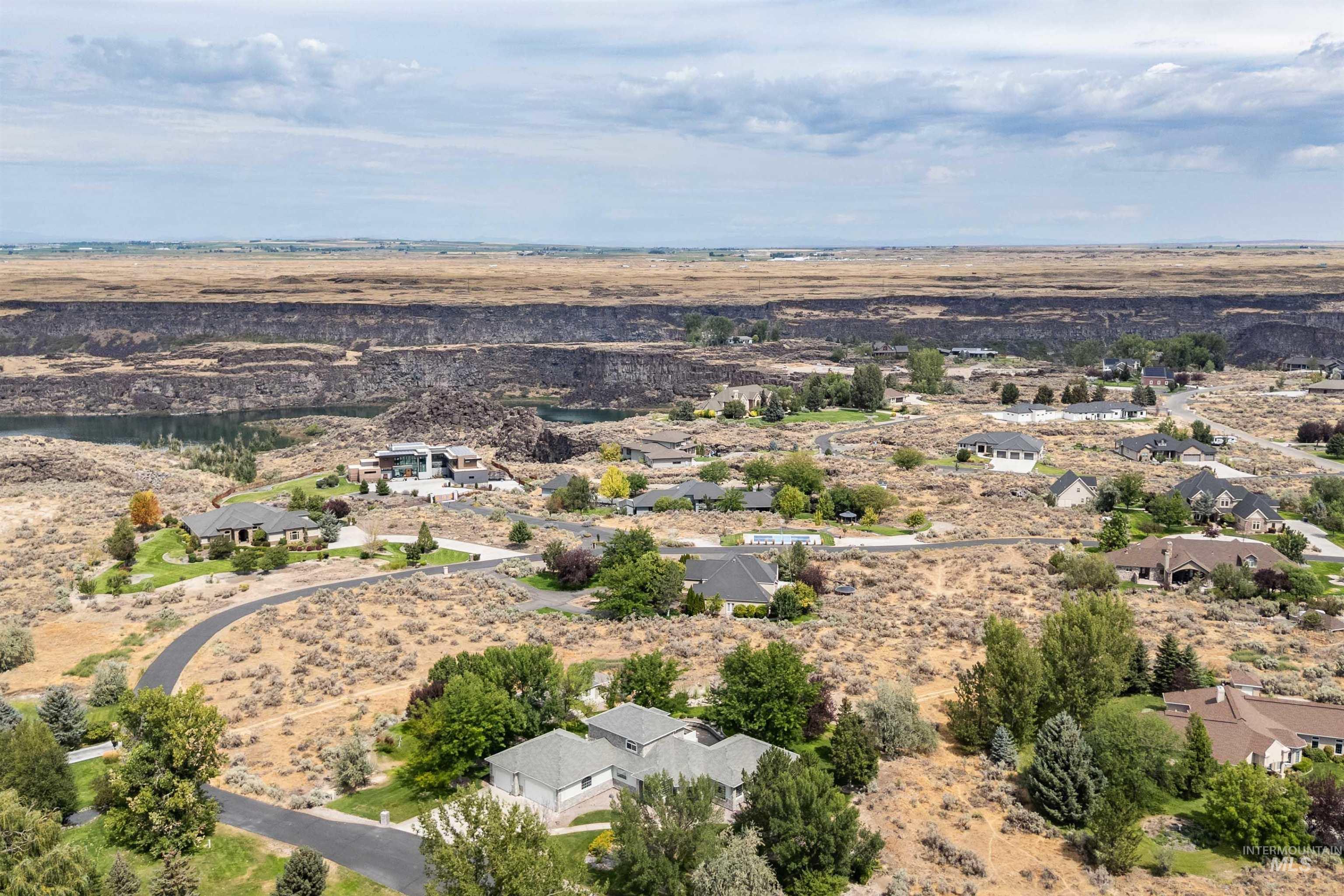 3404 Ridge Line Dr, Kimberly, Idaho 83341, 4 Bedrooms, 2.5 Bathrooms, Residential For Sale, Price $1,195,000,MLS 98995635