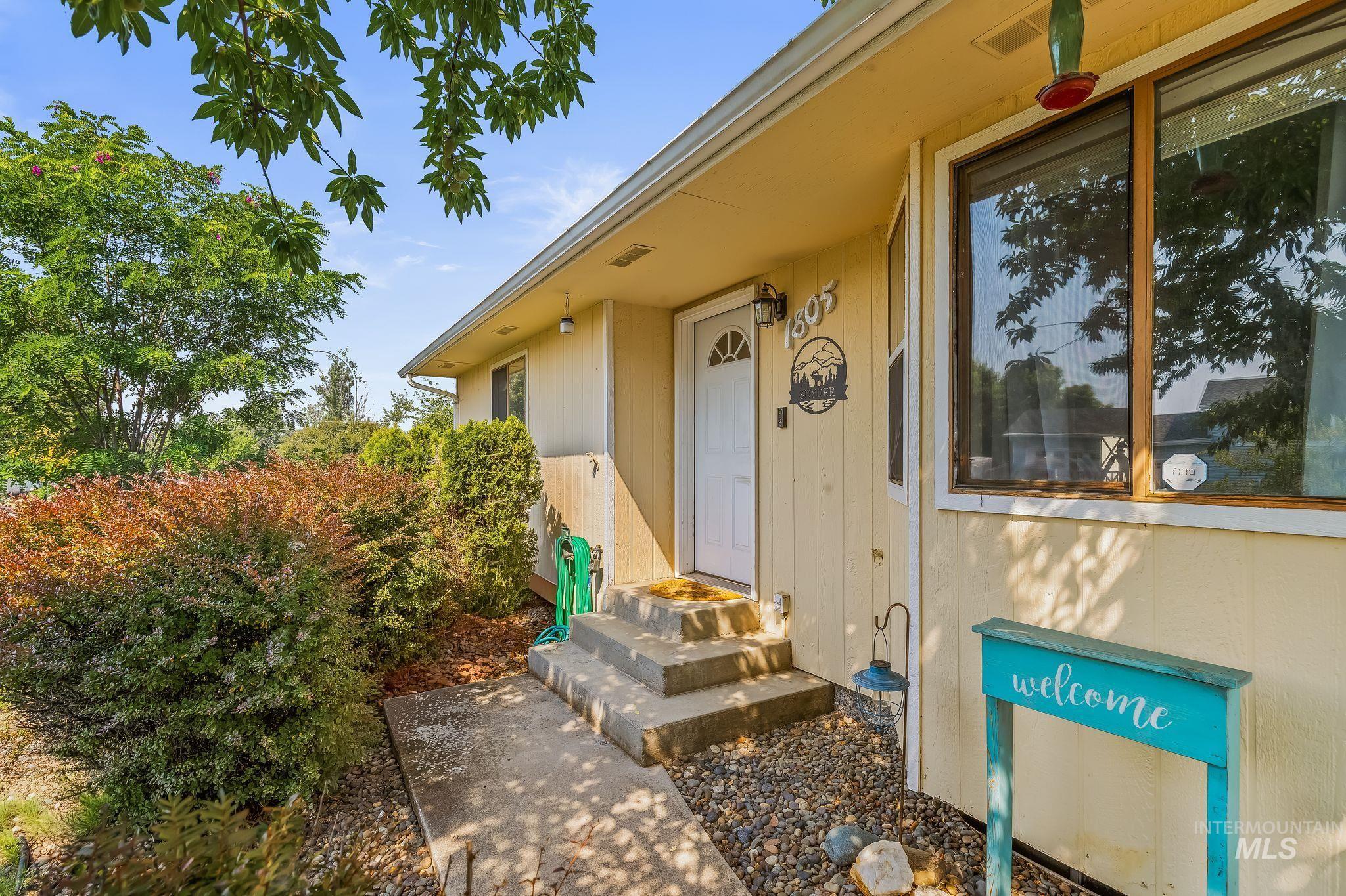 1805 Birch Dr, Lewiston, Idaho 83501, 4 Bedrooms, 2 Bathrooms, Residential For Sale, Price $389,000,MLS 98995640