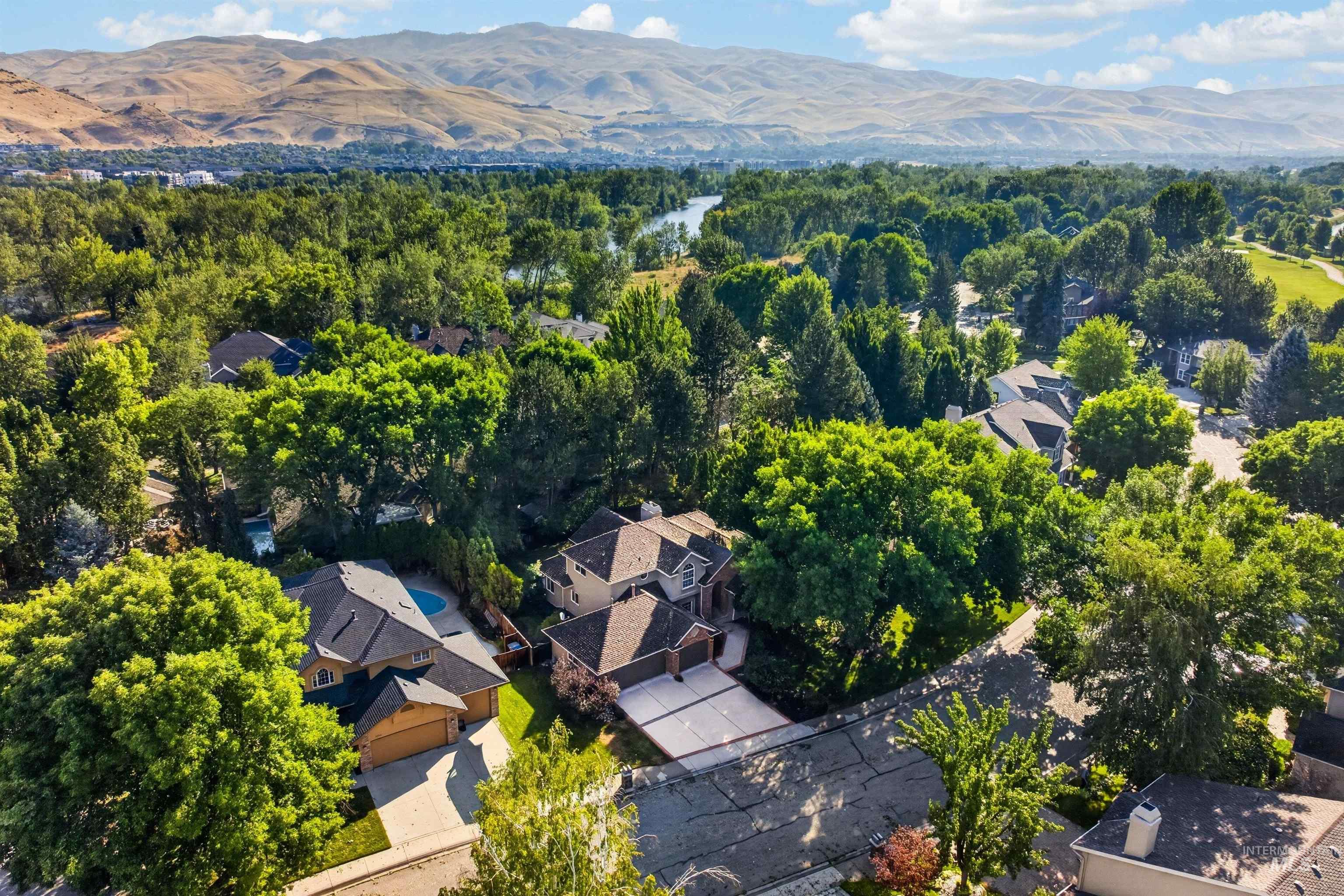 3064 E Nature Dr, Boise, Idaho 83706, 4 Bedrooms, 2.5 Bathrooms, Residential For Sale, Price $1,725,000,MLS 98995644