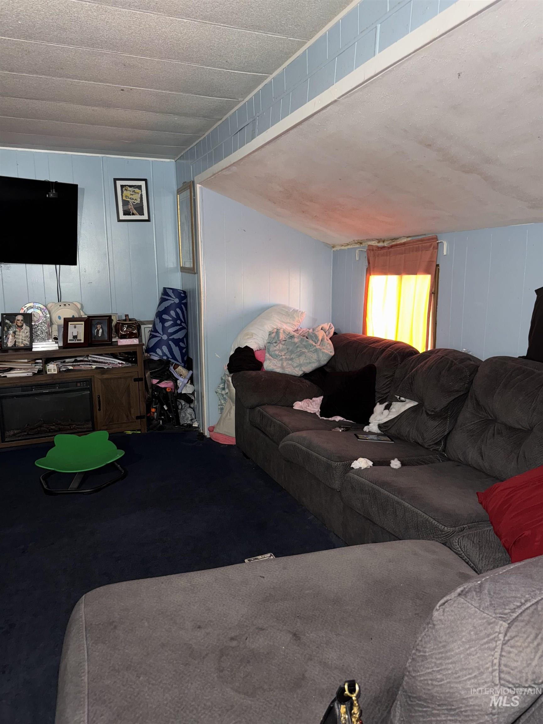 218 W Avenue I, Jerome, Idaho 83338, 2 Bedrooms, 1 Bathroom, Residential For Sale, Price $29,000, 98995646