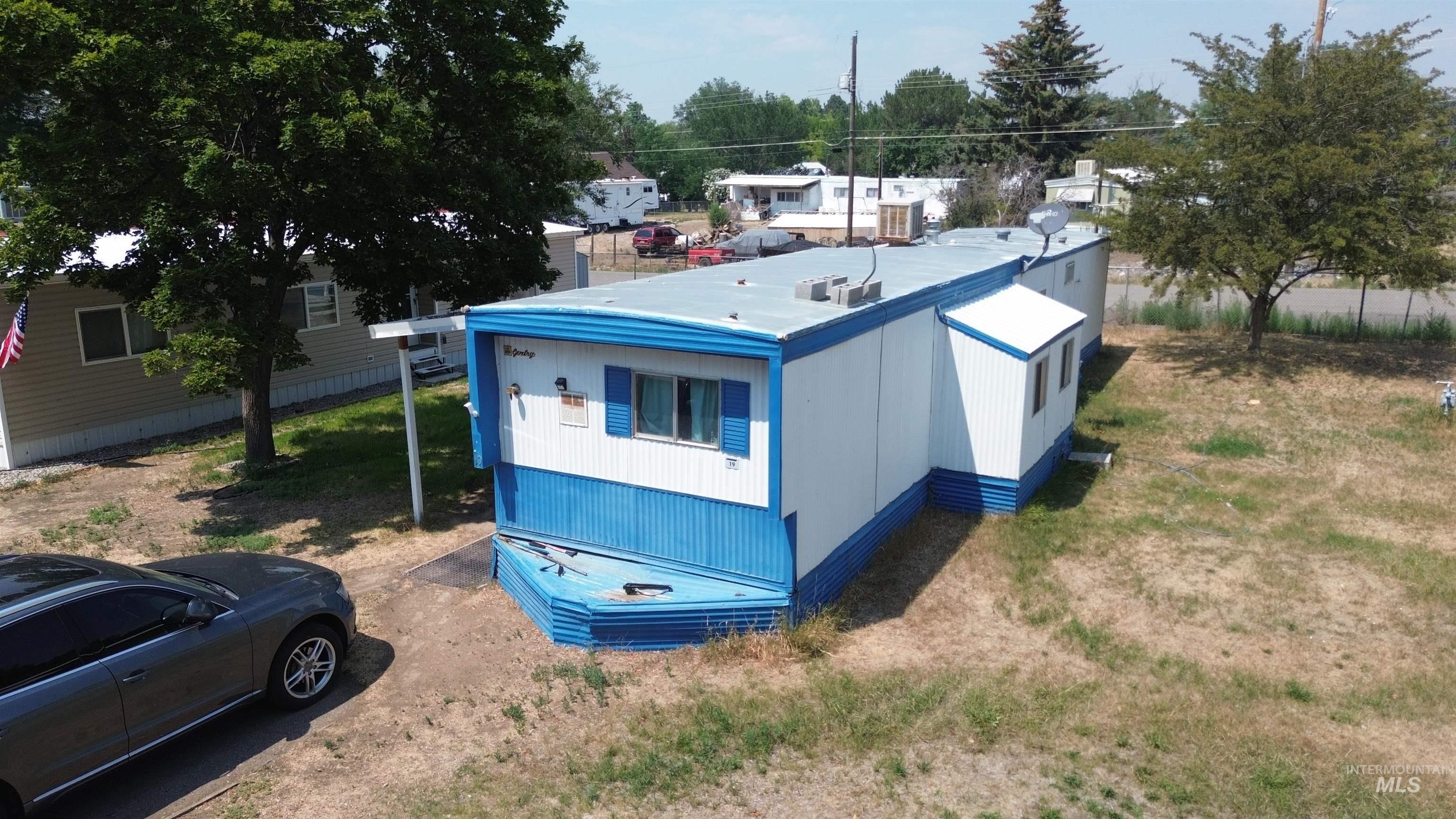 218 W Avenue I, Jerome, Idaho 83338, 2 Bedrooms, 1 Bathroom, Residential For Sale, Price $29,000, 98995646