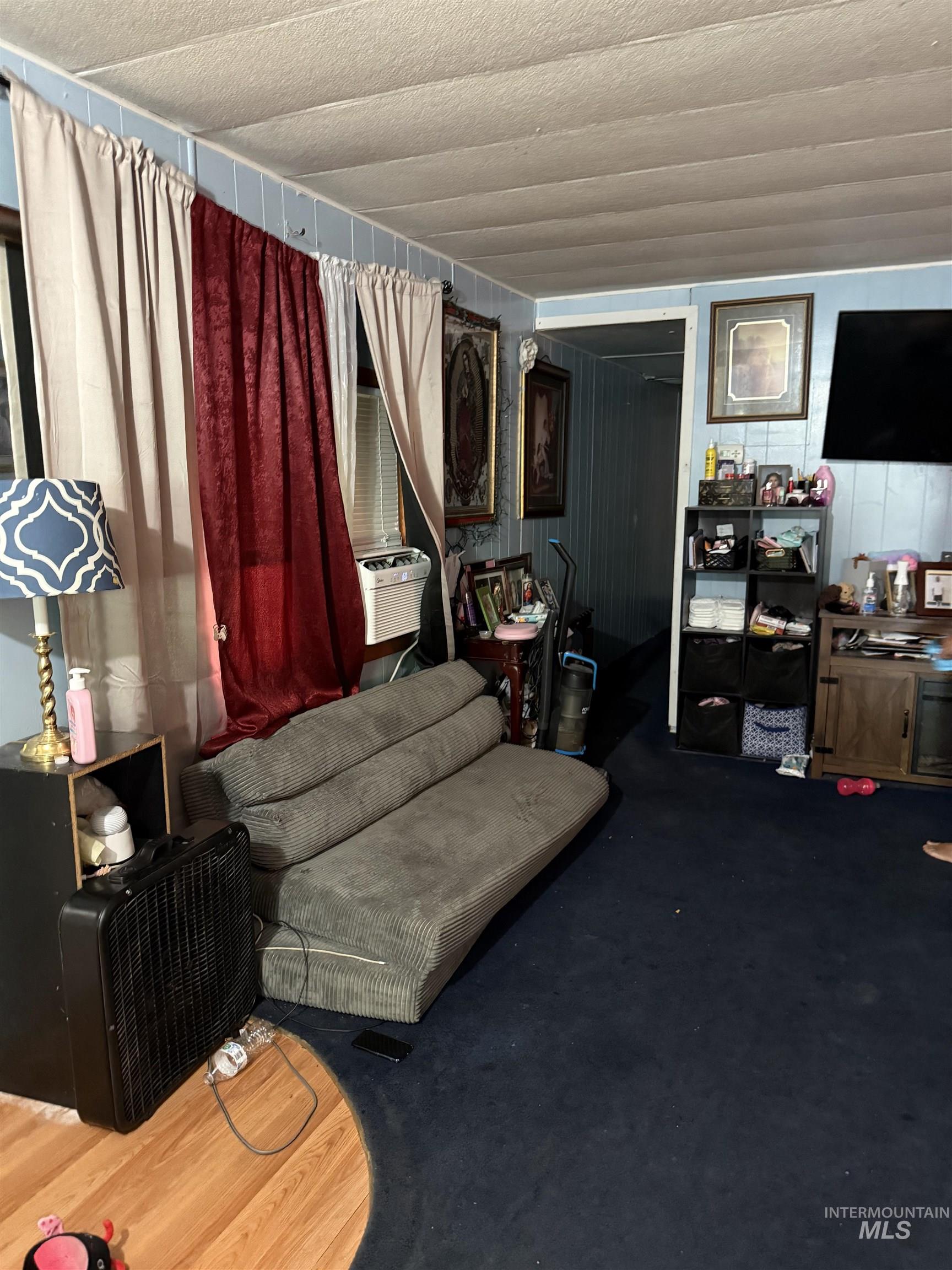 218 W Avenue I, Jerome, Idaho 83338, 2 Bedrooms, 1 Bathroom, Residential For Sale, Price $29,000, 98995646