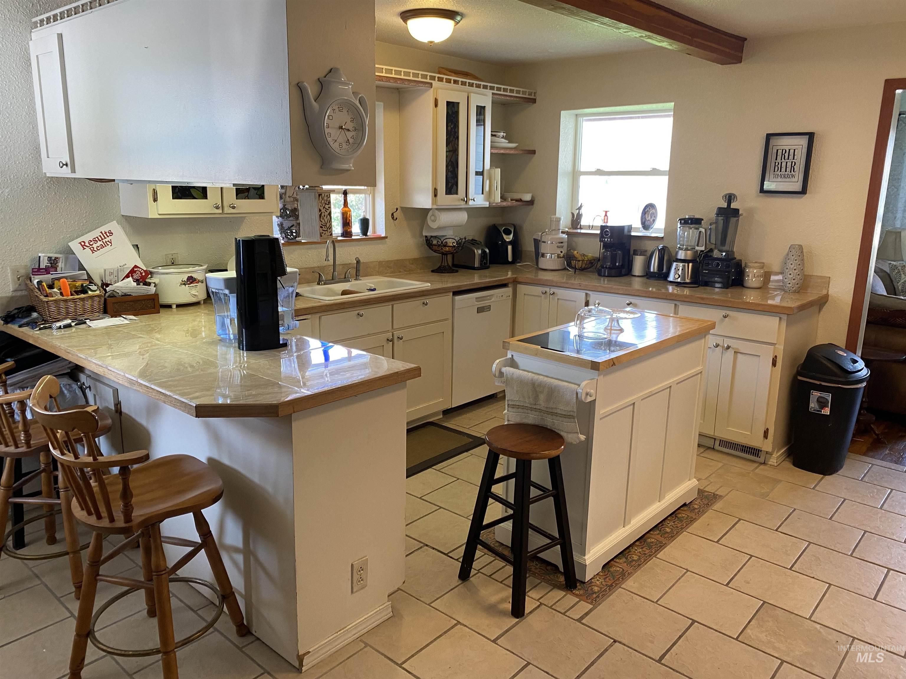 1204 1st Street, Asotin, Washington 99402, 4 Bedrooms, 2.5 Bathrooms, Residential For Sale, Price $519,000,MLS 98995655