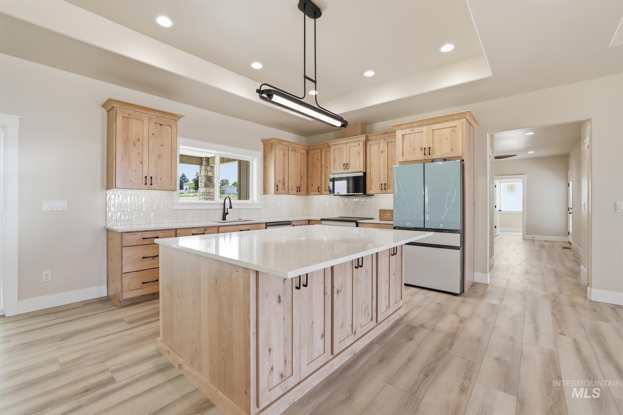 2511 E 3730 N, Twin Falls, Idaho 83301, 4 Bedrooms, 2.5 Bathrooms, Residential For Sale, Price $837,500,MLS 98995659