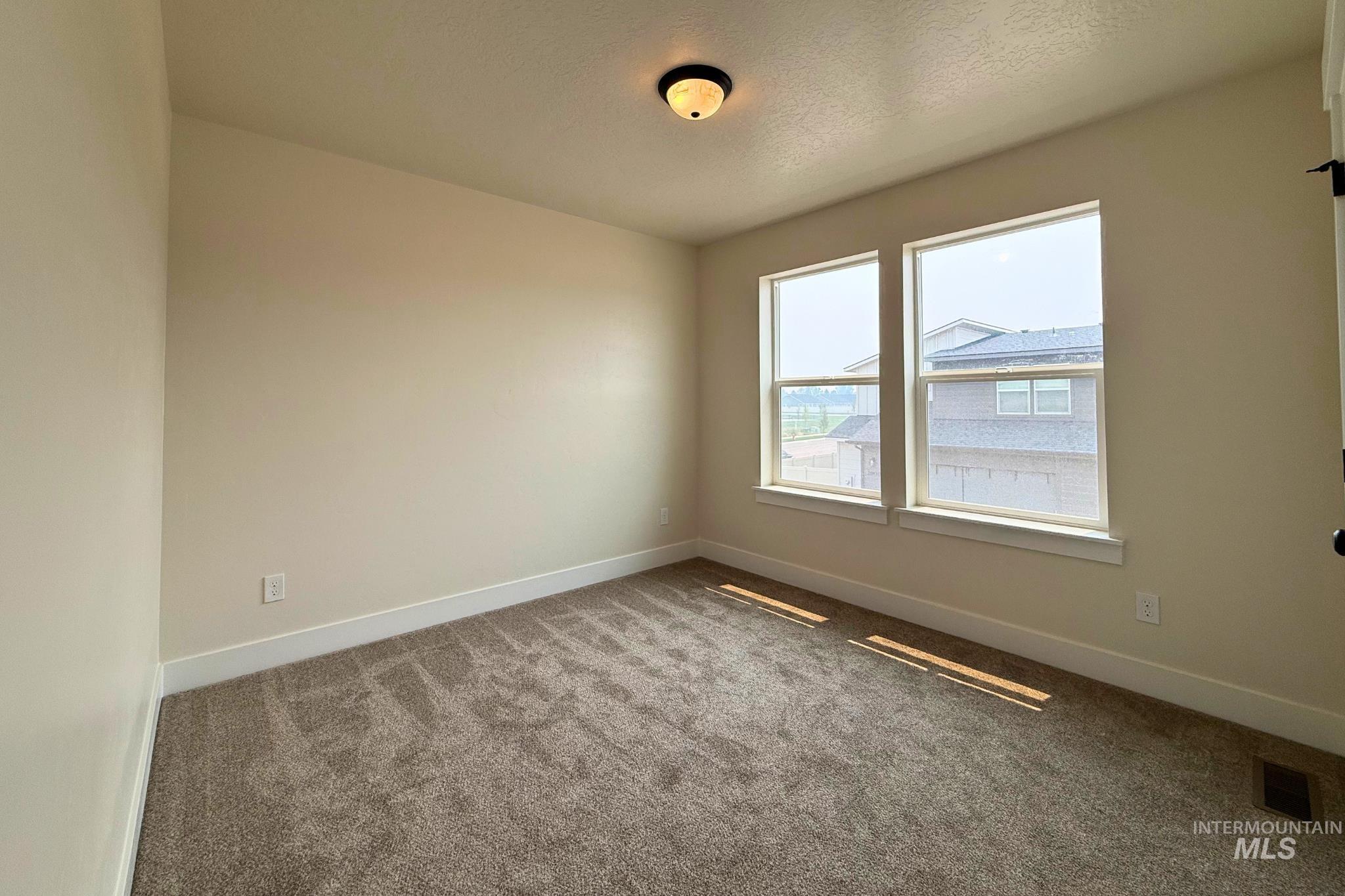 2903 Bandit Lane, Caldwell, Idaho 83605, 3 Bedrooms, 2.5 Bathrooms, Residential For Sale, Price $355,000,MLS 98995664
