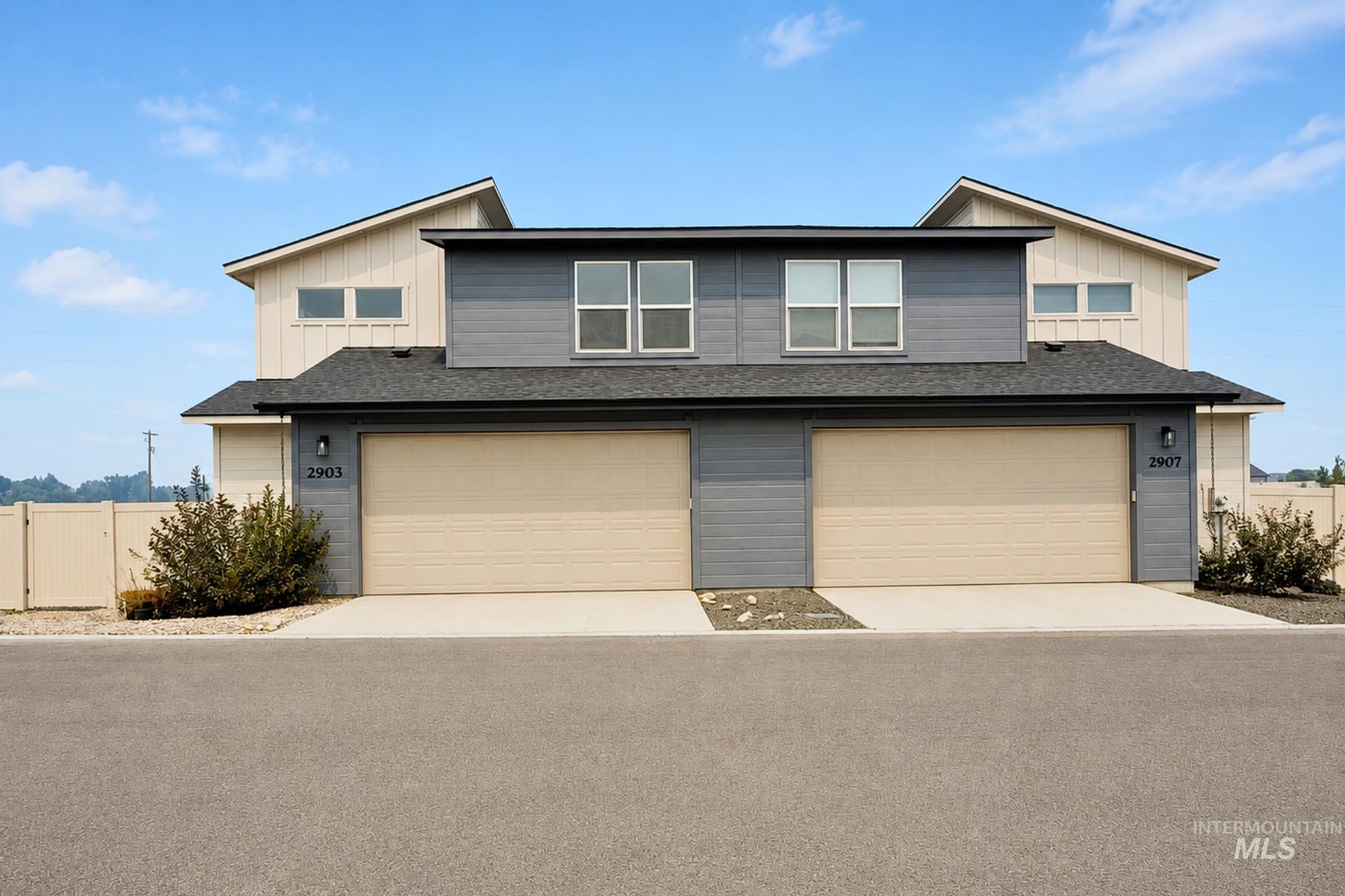 2903 Bandit Lane, Caldwell, Idaho 83605, 3 Bedrooms, 2.5 Bathrooms, Residential For Sale, Price $355,000,MLS 98995664