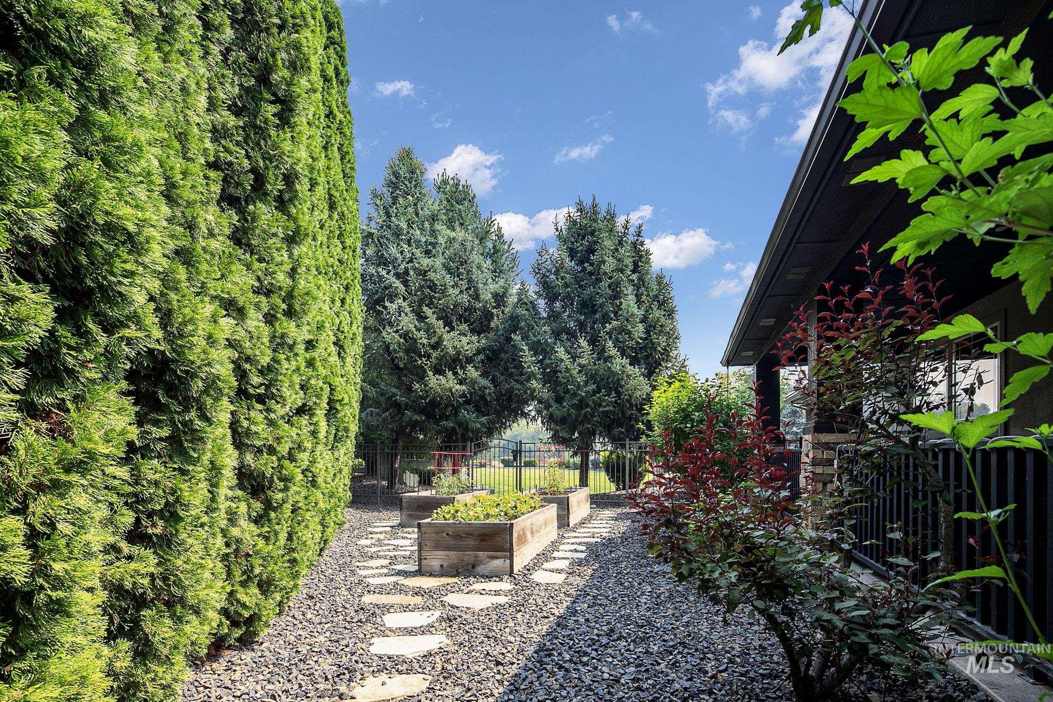 10466 W Sultana Lane, Eagle, Idaho 83616, 6 Bedrooms, 3.5 Bathrooms, Residential For Sale, Price $2,277,500,MLS 98995666