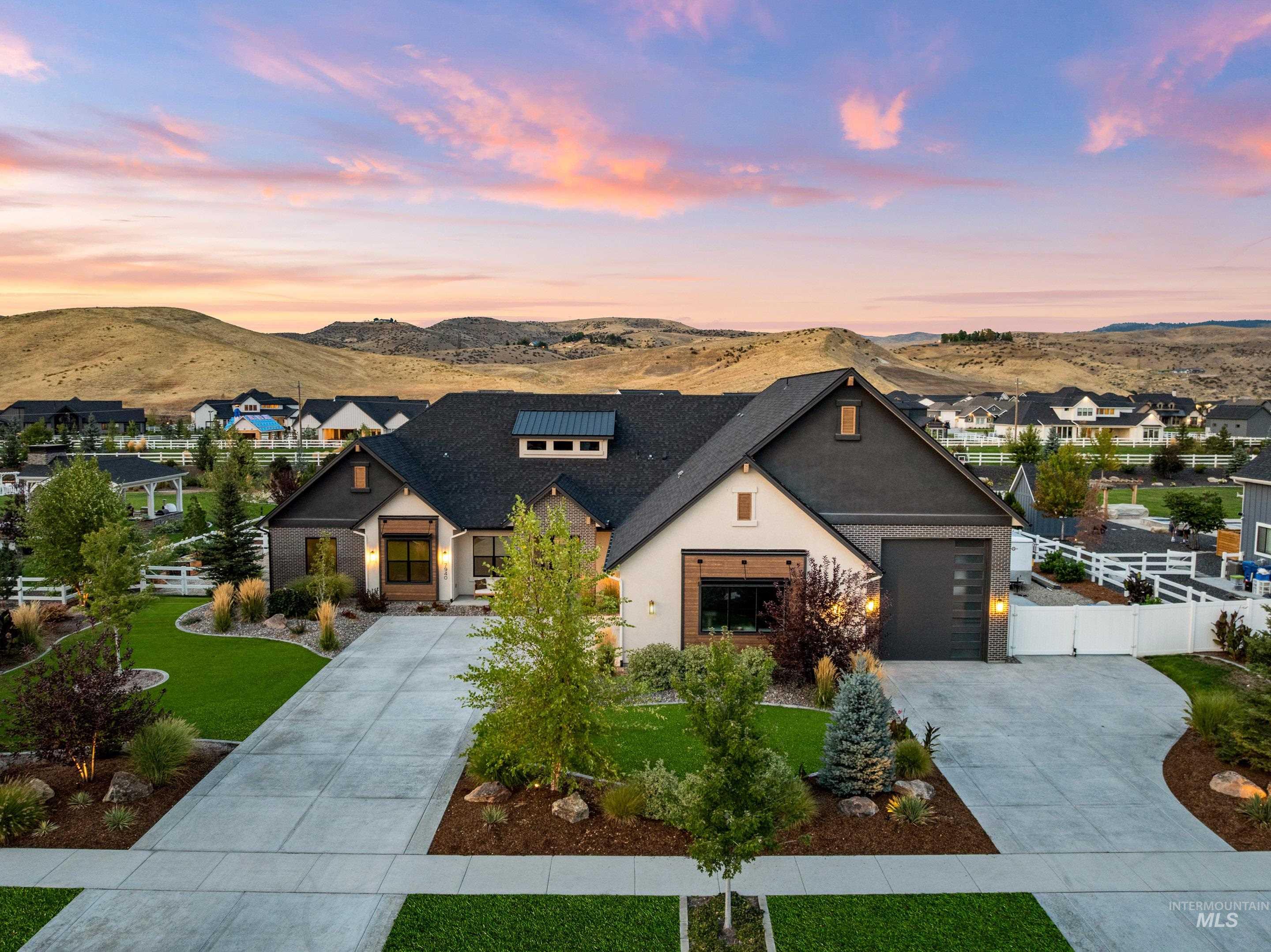 7940 W Mirror Pond Drive, Boise, Idaho 83714, 5 Bedrooms, 4 Bathrooms, Residential For Sale, Price $2,195,000,MLS 98995678
