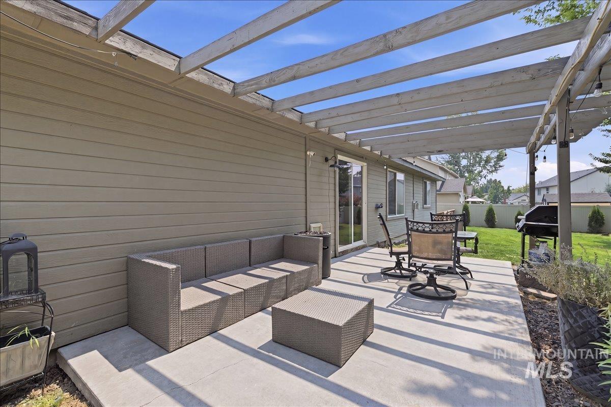 2127 N Maroon Ave, Kuna, Idaho 83634, 4 Bedrooms, 3 Bathrooms, Residential For Sale, Price $470,000,MLS 98995702