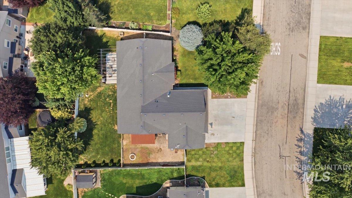 2127 N Maroon Ave, Kuna, Idaho 83634, 4 Bedrooms, 3 Bathrooms, Residential For Sale, Price $470,000,MLS 98995702