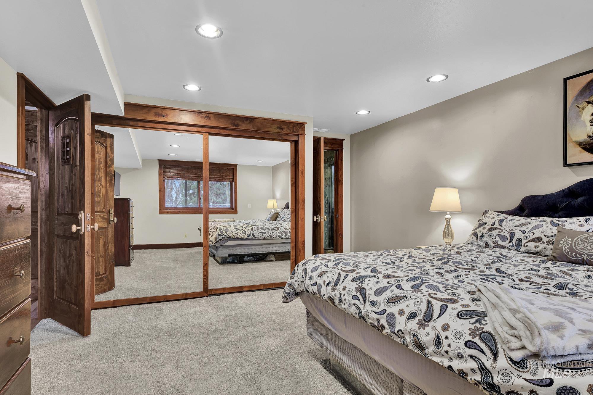 457 E Beacon Light Rd, Eagle, Idaho 83616, 4 Bedrooms, 2.5 Bathrooms, Residential For Sale, Price $824,999,MLS 98995710