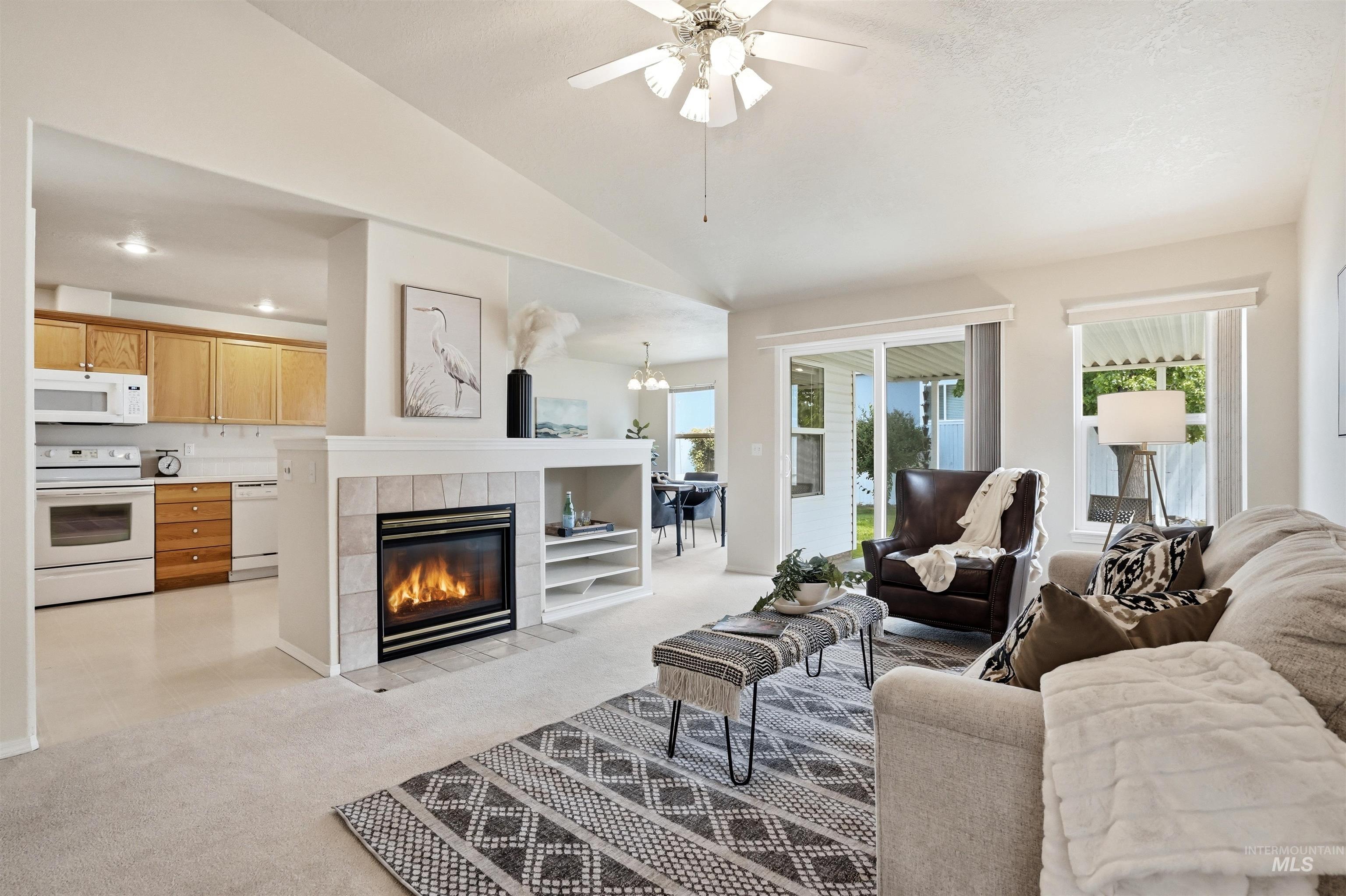 1884 N Buena Vista Ave., Meridian, Idaho 83646, 2 Bedrooms, 2 Bathrooms, Residential For Sale, Price $370,000, 98995723