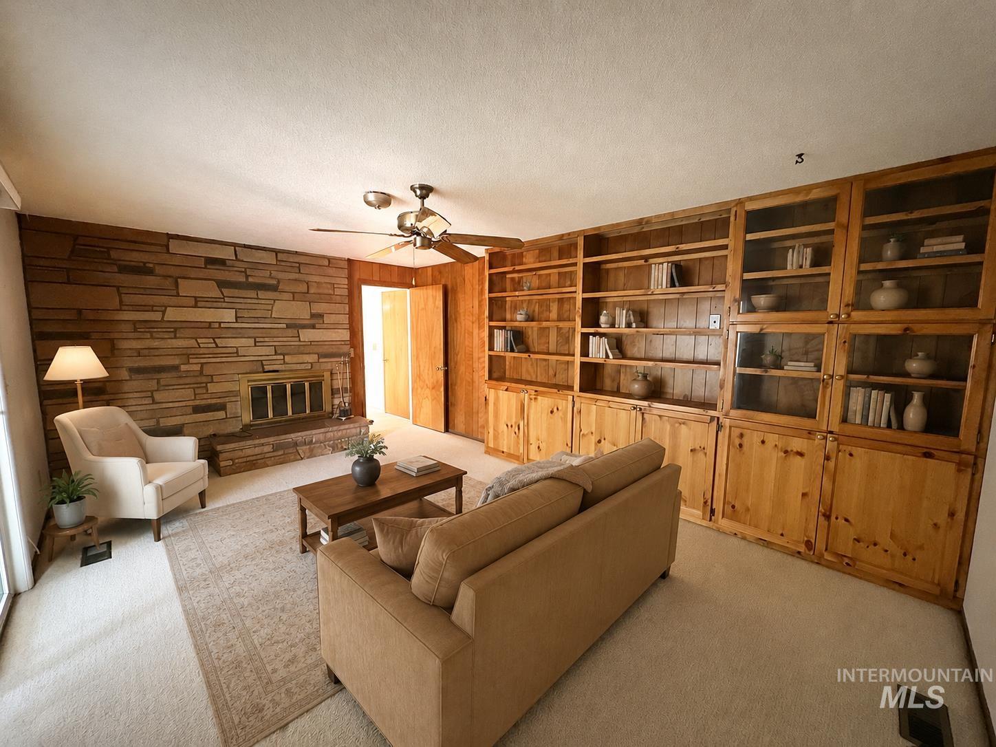 4821 N Parkwood, Boise, Idaho 83704, 3 Bedrooms, 2.5 Bathrooms, Residential For Sale, Price $429,900,MLS 98995724