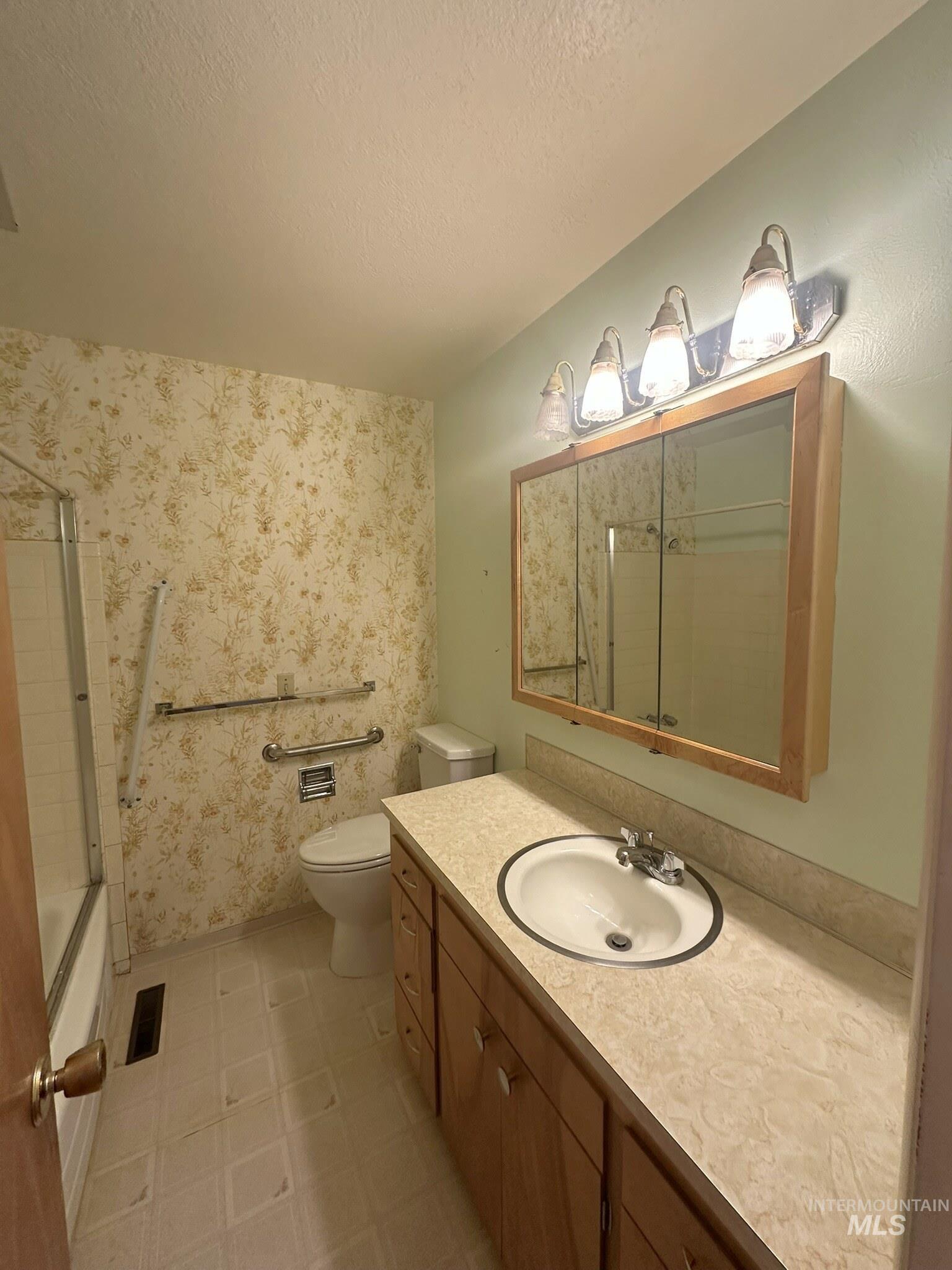 4821 N Parkwood, Boise, Idaho 83704, 3 Bedrooms, 2.5 Bathrooms, Residential For Sale, Price $429,900,MLS 98995724