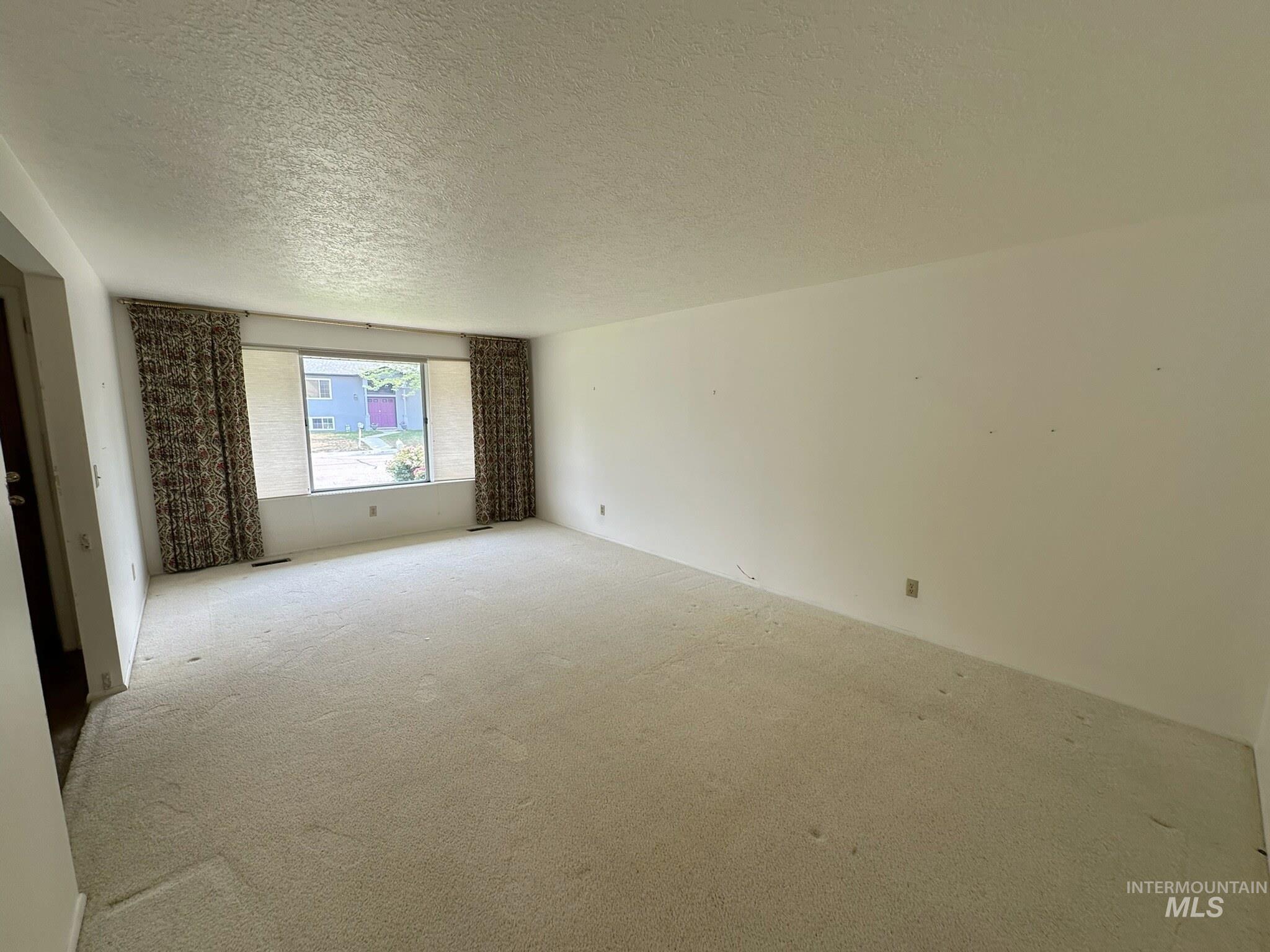 4821 N Parkwood, Boise, Idaho 83704, 3 Bedrooms, 2.5 Bathrooms, Residential For Sale, Price $429,900,MLS 98995724