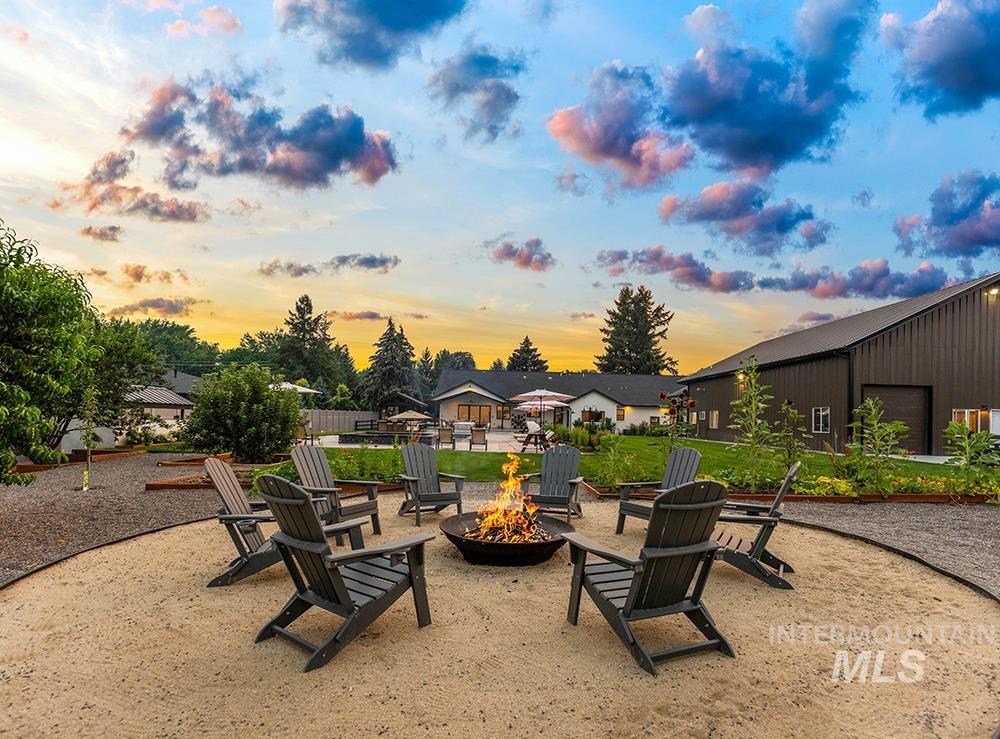 1726 N Ballantyne Ln, Eagle, Idaho 83616, 4 Bedrooms, 5 Bathrooms, Residential For Sale, Price $2,298,000,MLS 98995726