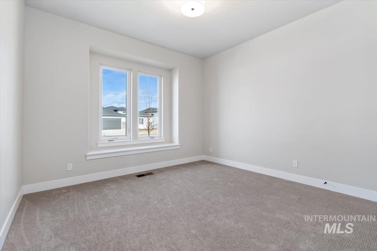 6507 W Carnock Dr., Eagle, Idaho 83616, 4 Bedrooms, 3 Bathrooms, Residential For Sale, Price $799,880,MLS 98995737