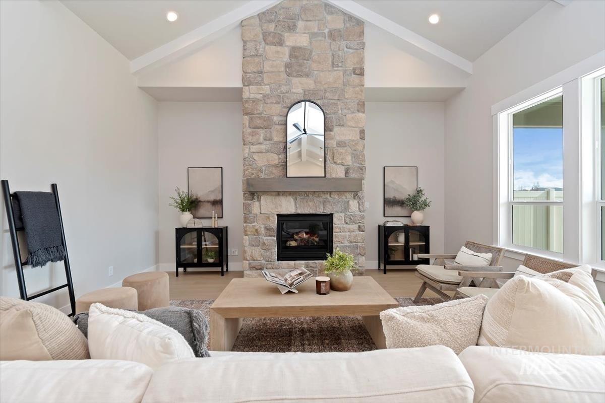 6507 W Carnock Dr., Eagle, Idaho 83616, 4 Bedrooms, 3 Bathrooms, Residential For Sale, Price $799,880,MLS 98995737