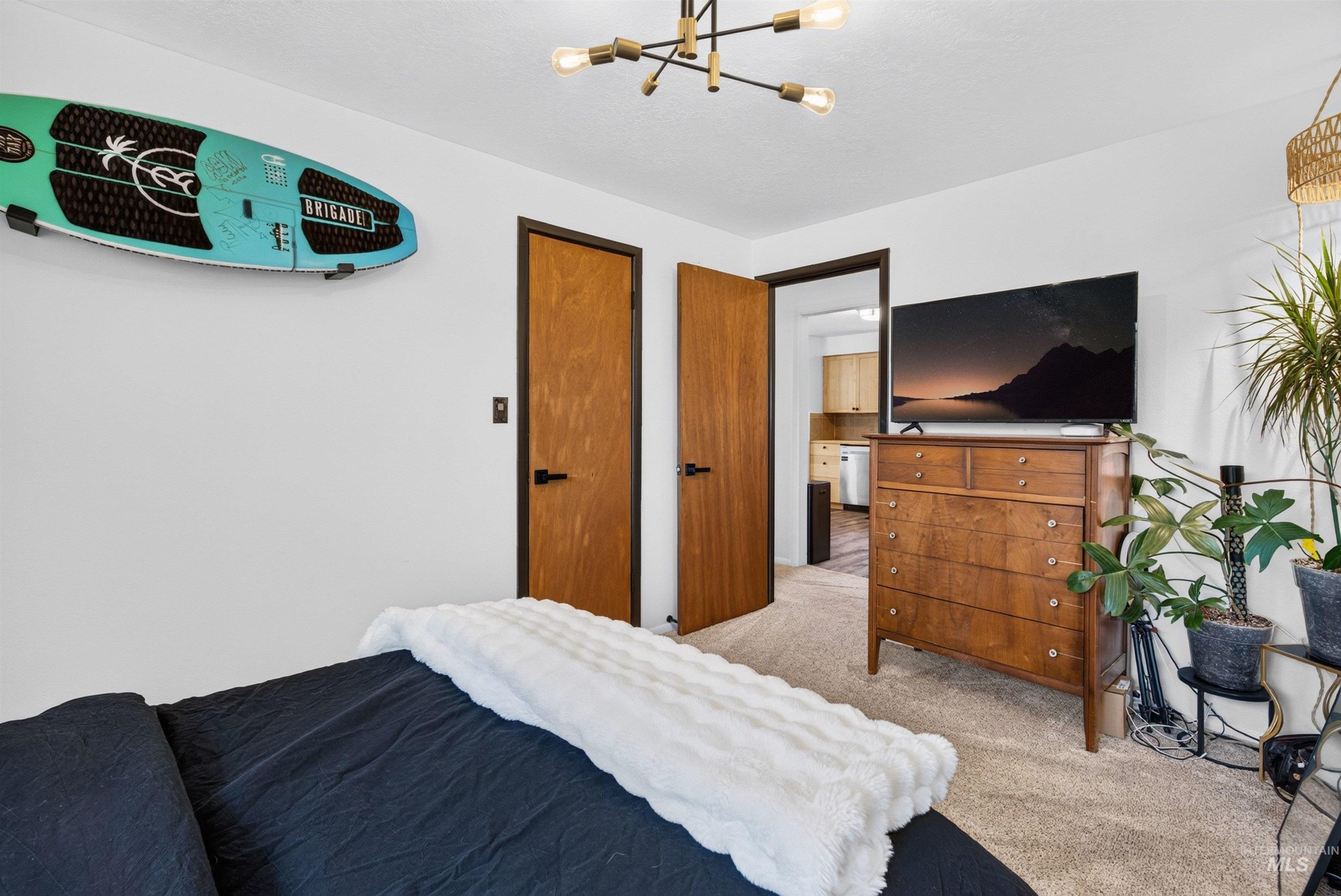 7100 W Poplar Street, Boise, Idaho 83704, 3 Bedrooms, 1.5 Bathrooms, Residential For Sale, Price $459,000,MLS 98995747
