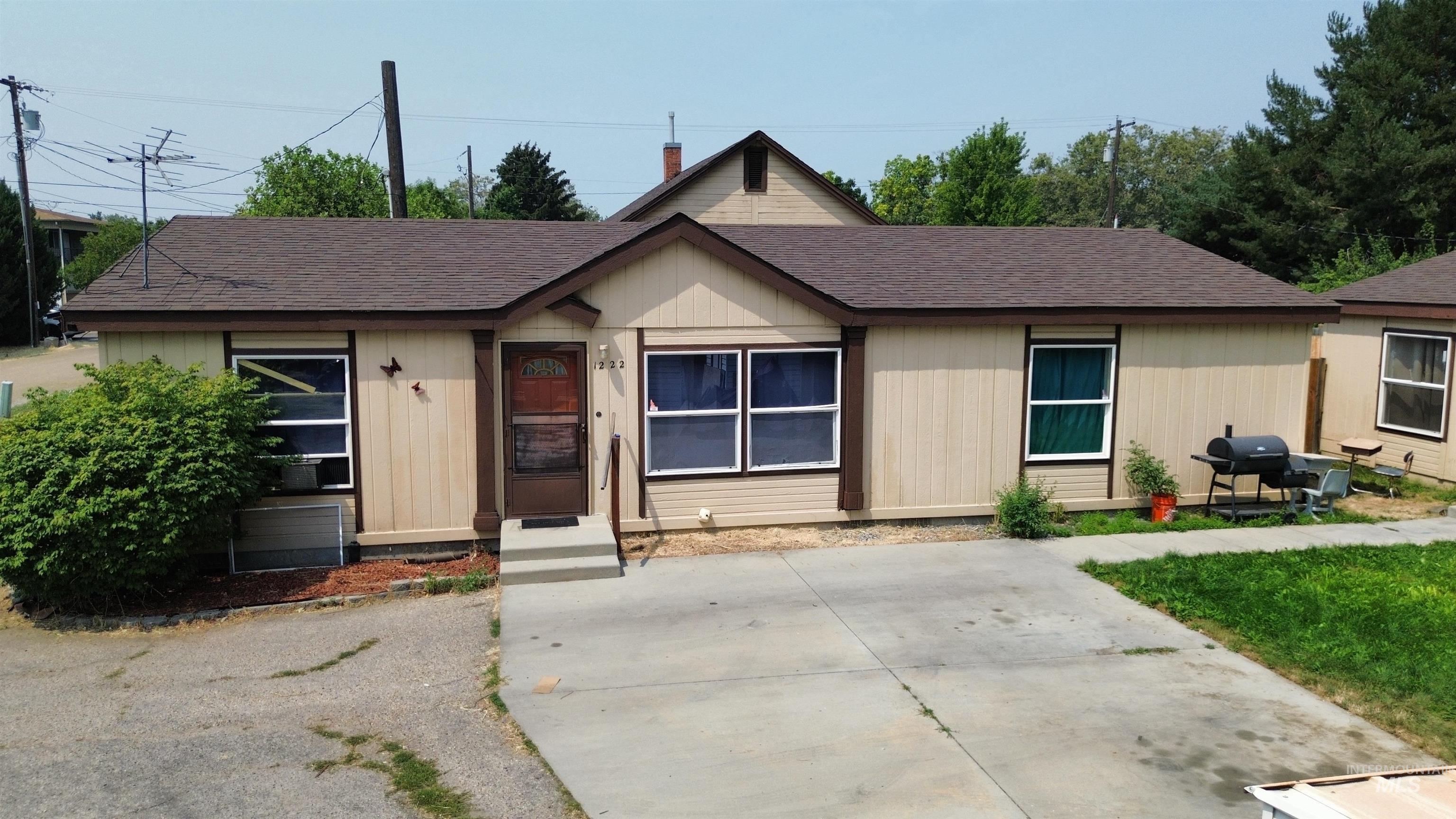 1218 N Hartman, Boise, Idaho 83704, 12 Bedrooms, Business/Commercial For Sale, Price $795,000,MLS 98995791