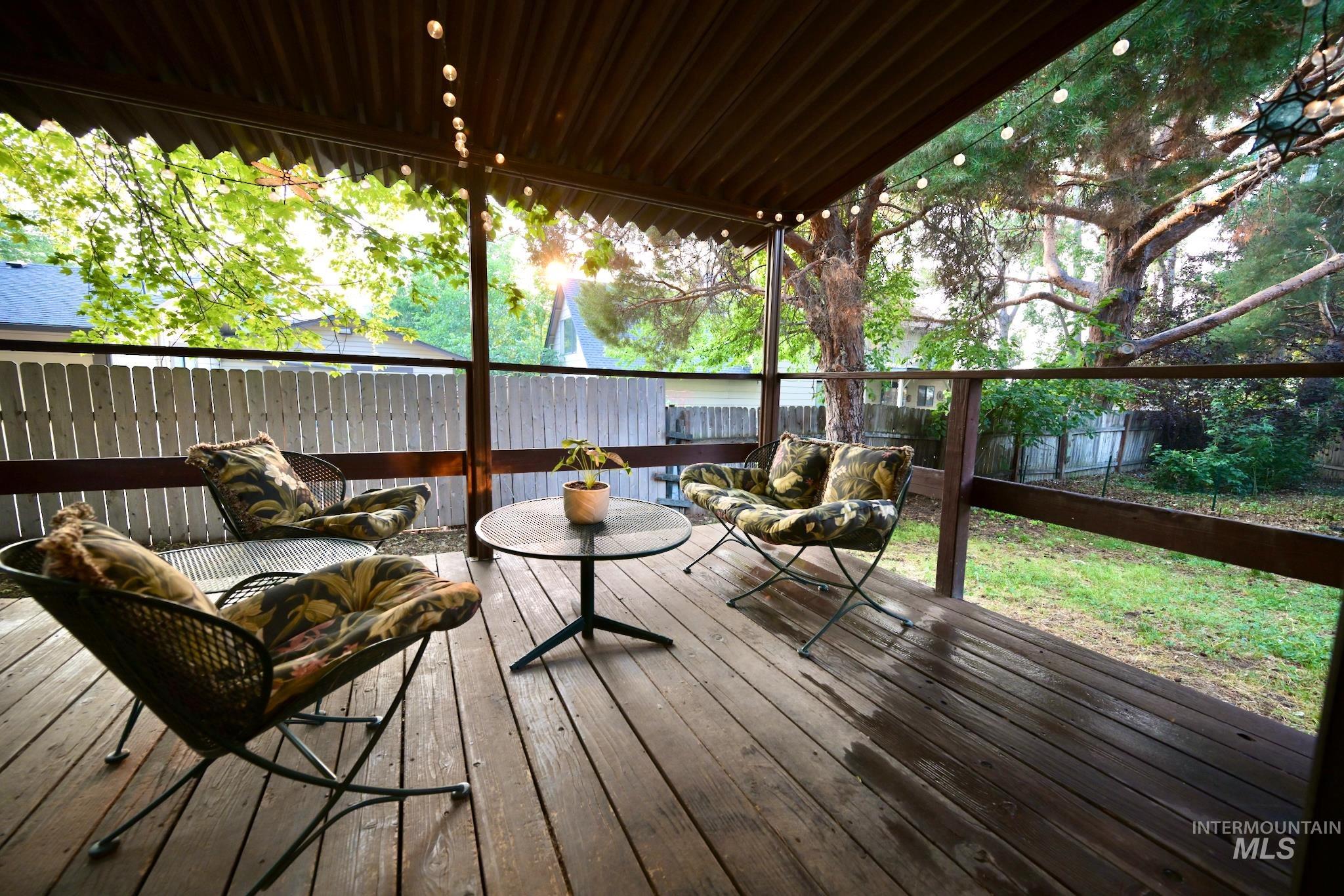 5541 N Samson Ave., Boise, Idaho 83704, 4 Bedrooms, 3.5 Bathrooms, Residential For Sale, Price $579,000, 98995799