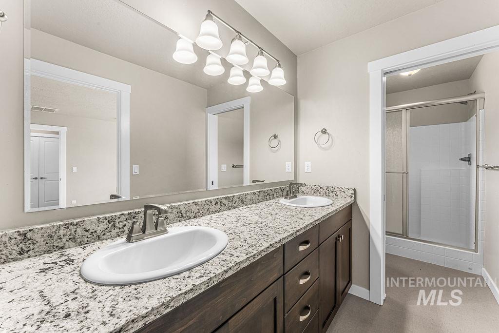 2193 S Hills Ave., Meridian, Idaho 83642, 3 Bedrooms, 2.5 Bathrooms, Residential For Sale, Price $455,000,MLS 98995810