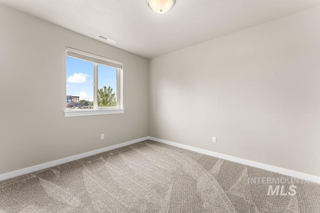 2193 S Hills Ave., Meridian, Idaho 83642, 3 Bedrooms, 2.5 Bathrooms, Residential For Sale, Price $455,000,MLS 98995810