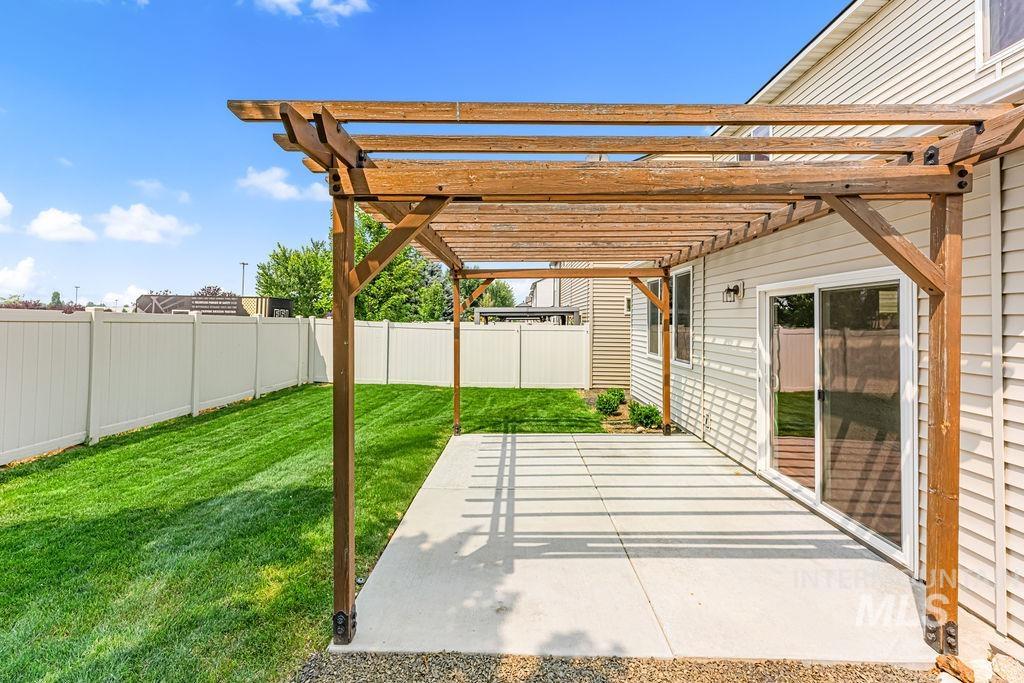 2193 S Hills Ave., Meridian, Idaho 83642, 3 Bedrooms, 2.5 Bathrooms, Residential For Sale, Price $455,000,MLS 98995810