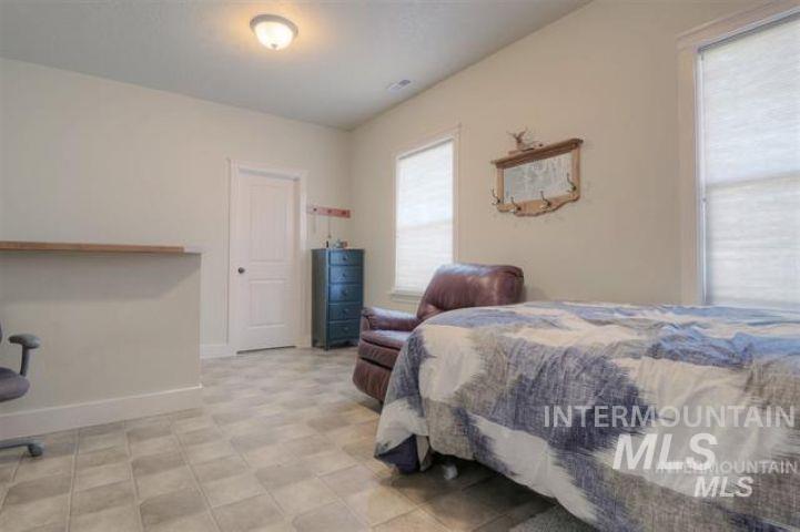 8858 STARDUST LN, Nampa, Idaho 83686, 6 Bedrooms, 3.5 Bathrooms, Residential For Sale, Price $1,449,000,MLS 98995838