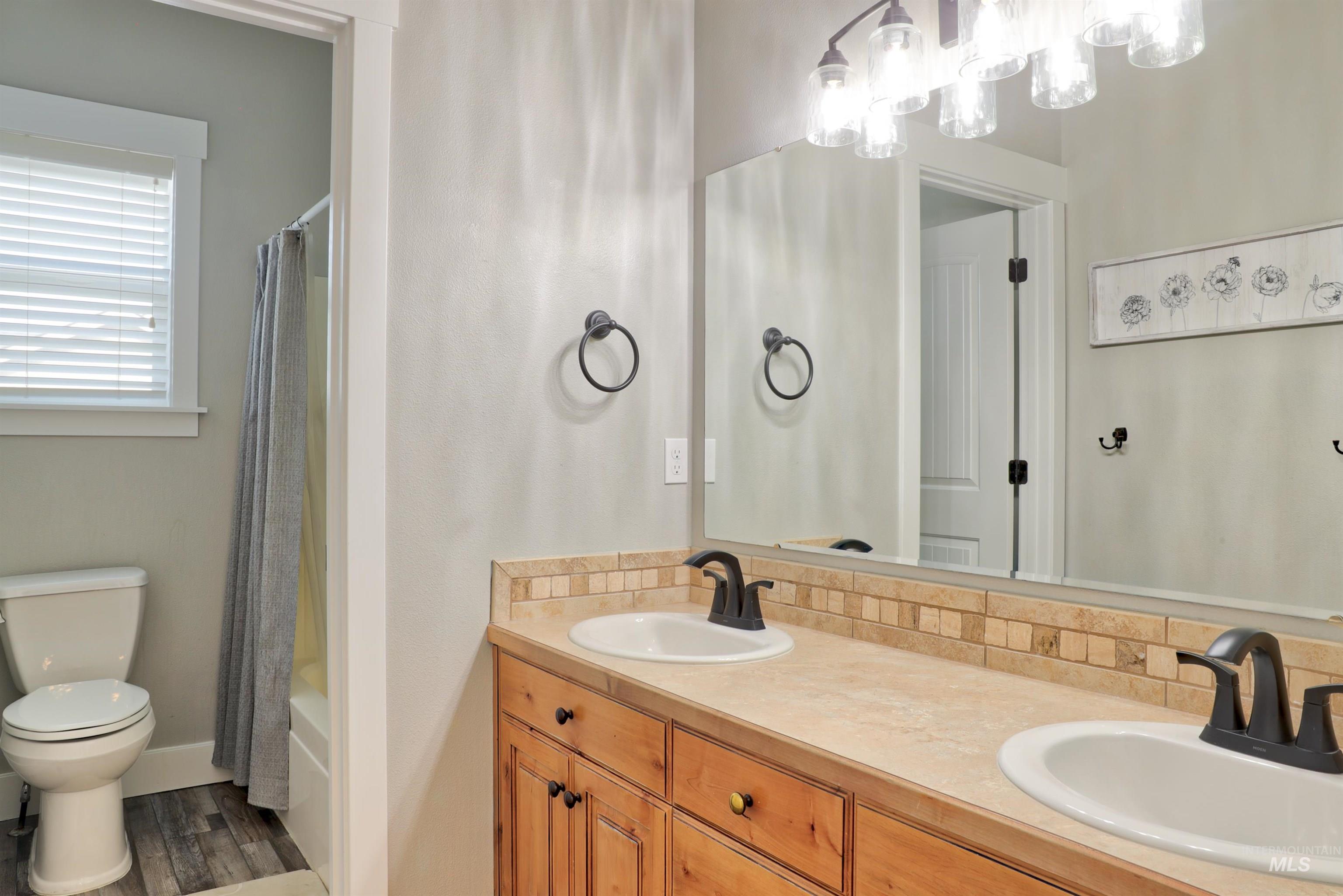 8858 STARDUST LN, Nampa, Idaho 83686, 6 Bedrooms, 3.5 Bathrooms, Residential For Sale, Price $1,449,000,MLS 98995838