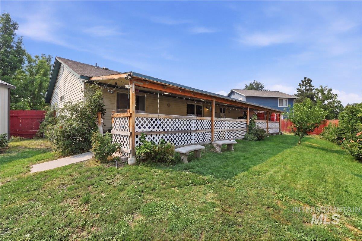 30 Maple Dr, Weiser, Idaho 83672, 3 Bedrooms, 2 Bathrooms, Residential For Sale, Price $365,000,MLS 98995866