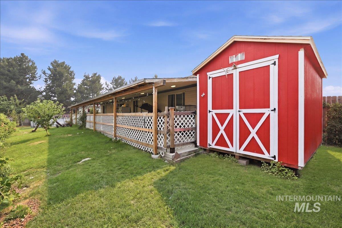 30 Maple Dr, Weiser, Idaho 83672, 3 Bedrooms, 2 Bathrooms, Residential For Sale, Price $365,000,MLS 98995866