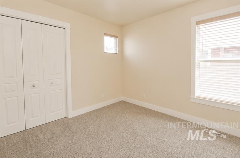 1013 E Legacy View Dr, Meridian, Idaho 83646, 4 Bedrooms, 2.5 Bathrooms, Residential For Sale, Price $585,000,MLS 98995895