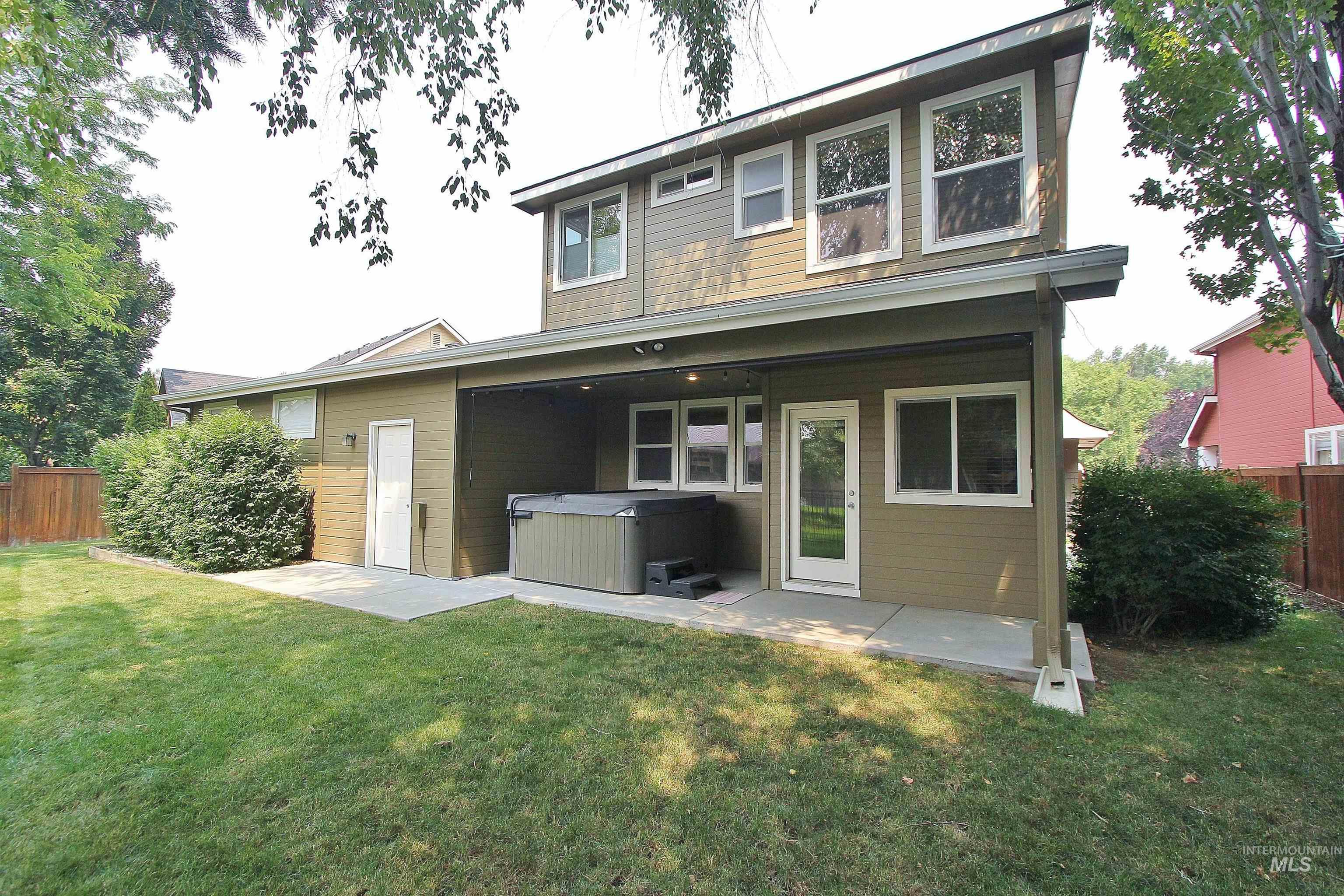 1013 E Legacy View Dr, Meridian, Idaho 83646, 4 Bedrooms, 2.5 Bathrooms, Residential For Sale, Price $585,000,MLS 98995895