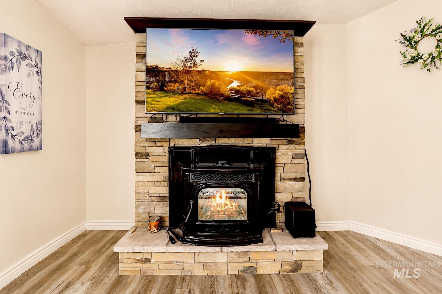1811 W St, Heyburn, Idaho 83336, 4 Bedrooms, 3 Bathrooms, Residential For Sale, Price $439,000,MLS 98995902