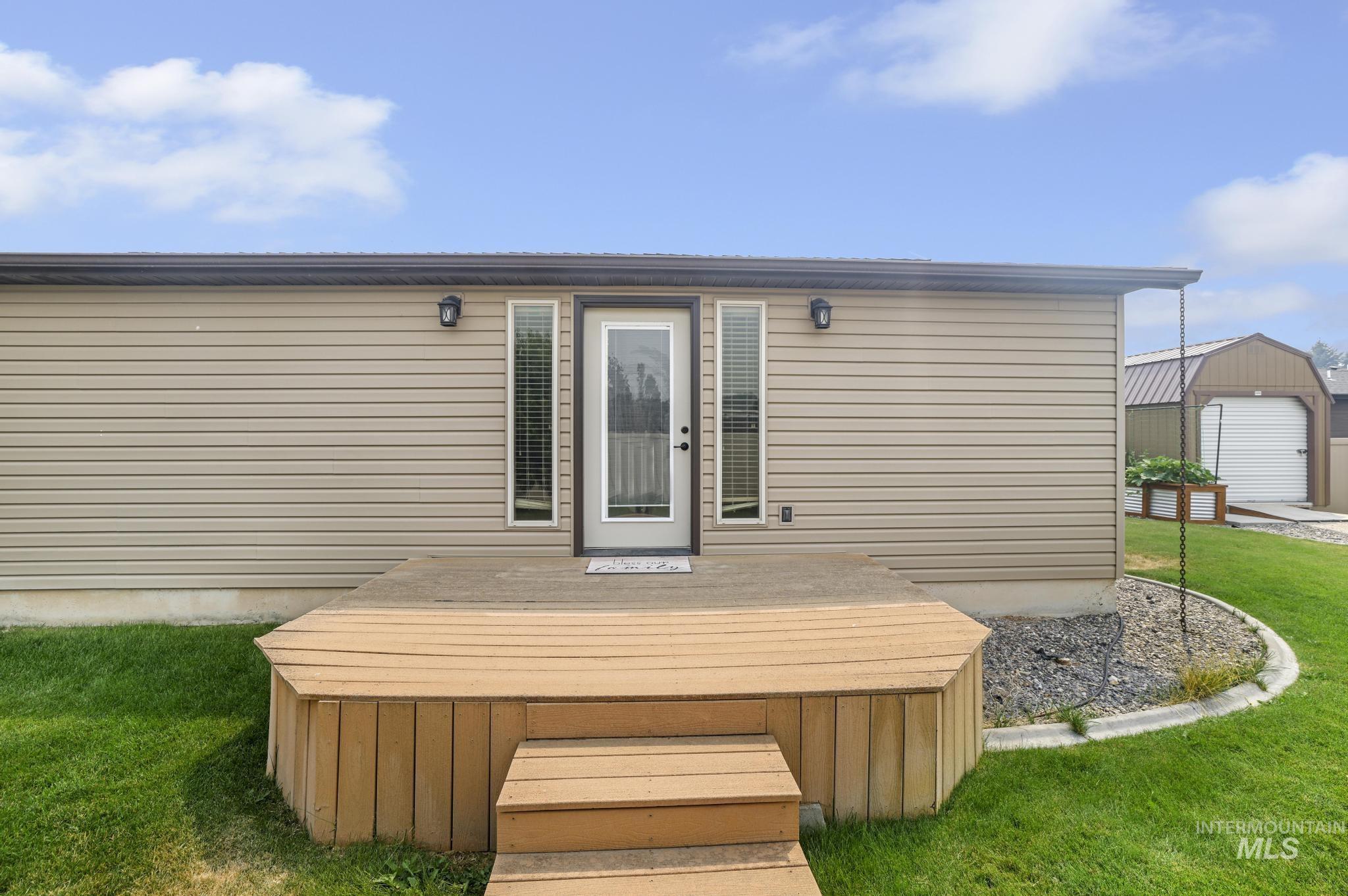 1811 W St, Heyburn, Idaho 83336, 4 Bedrooms, 3 Bathrooms, Residential For Sale, Price $439,000,MLS 98995902