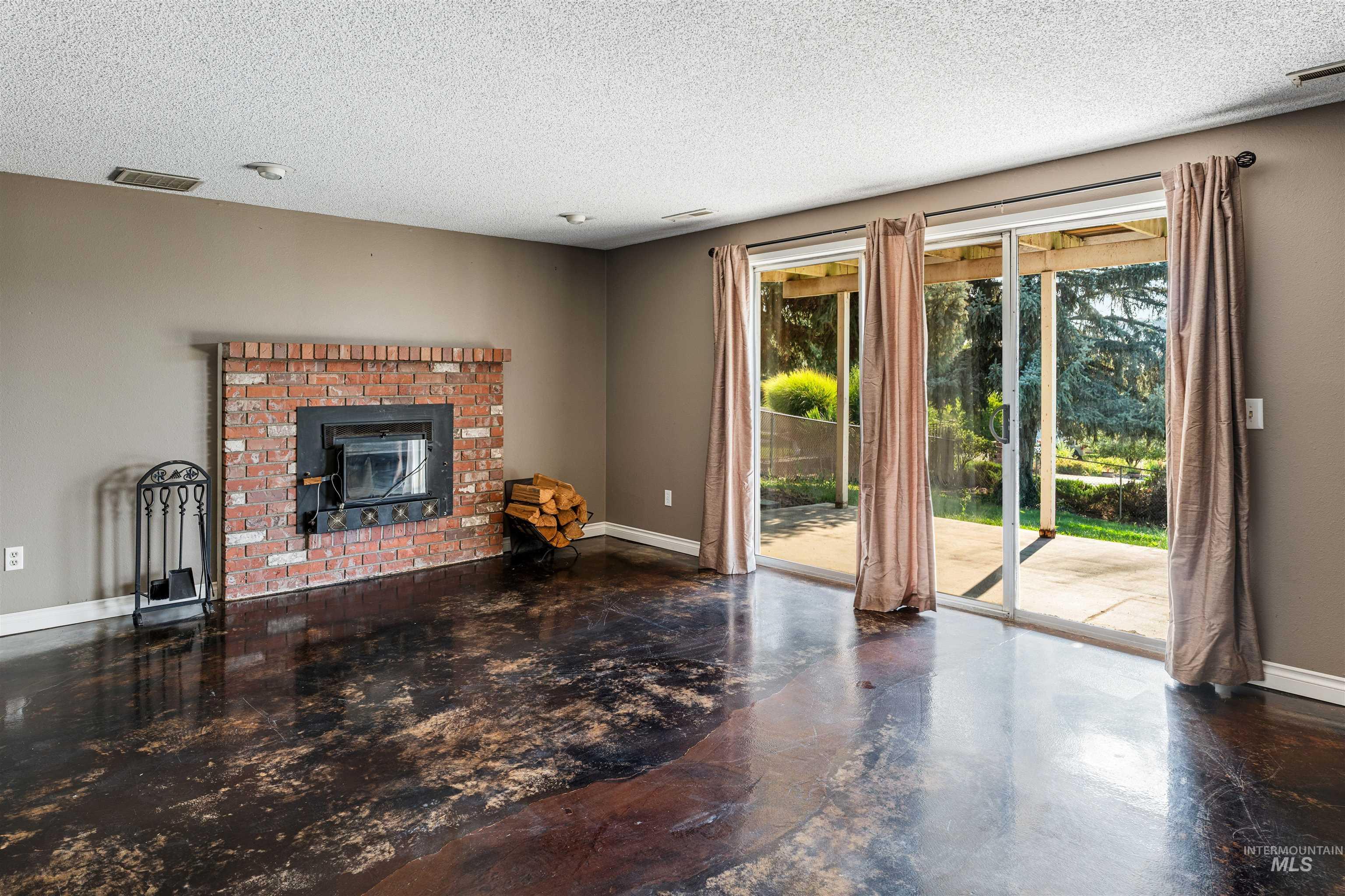 3314 Meadowlark Dr., Lewiston, Idaho 83501, 5 Bedrooms, 3 Bathrooms, Residential For Sale, Price $479,974,MLS 98995906