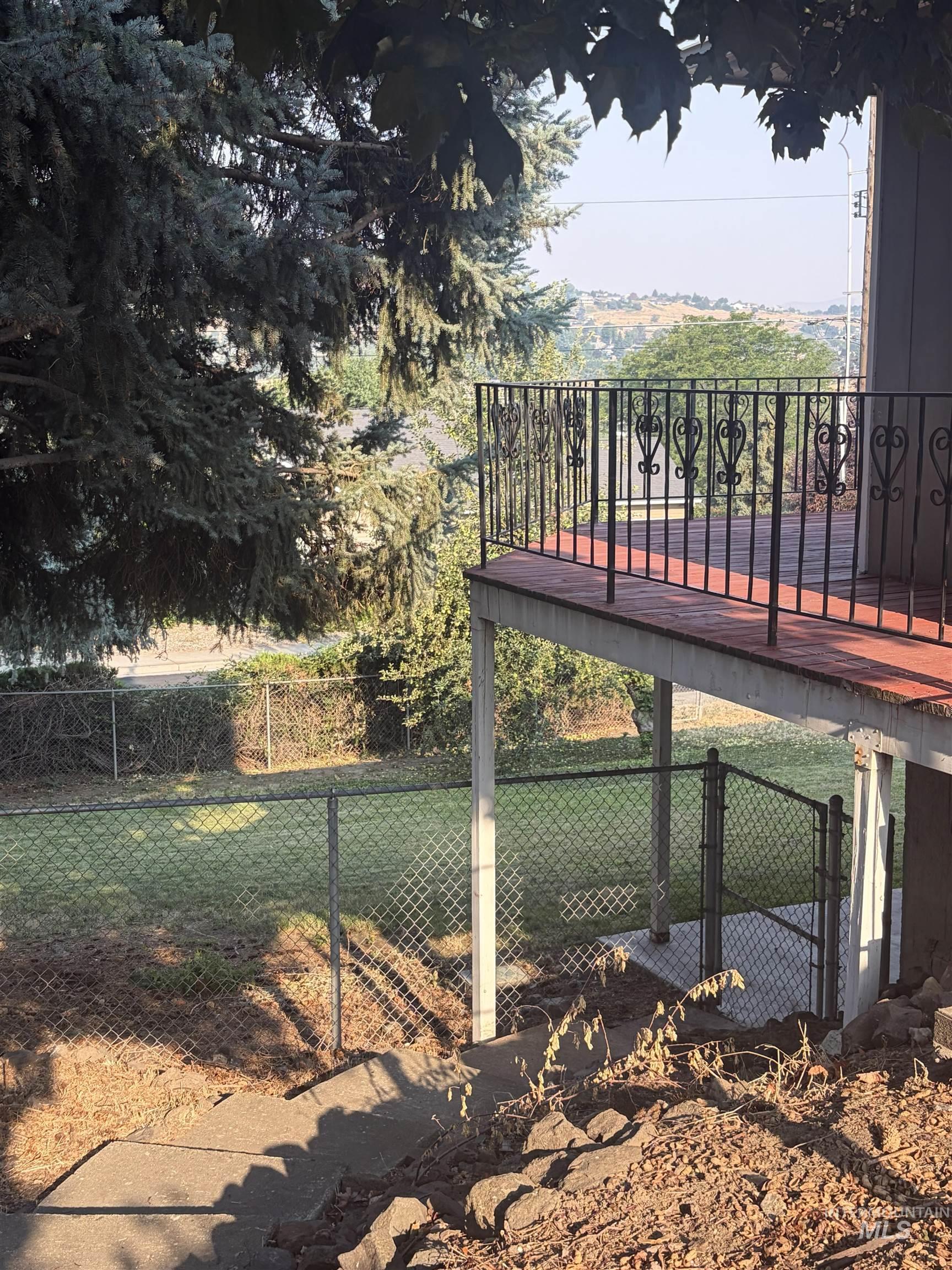 3314 Meadowlark Dr., Lewiston, Idaho 83501, 5 Bedrooms, 3 Bathrooms, Residential For Sale, Price $479,974,MLS 98995906